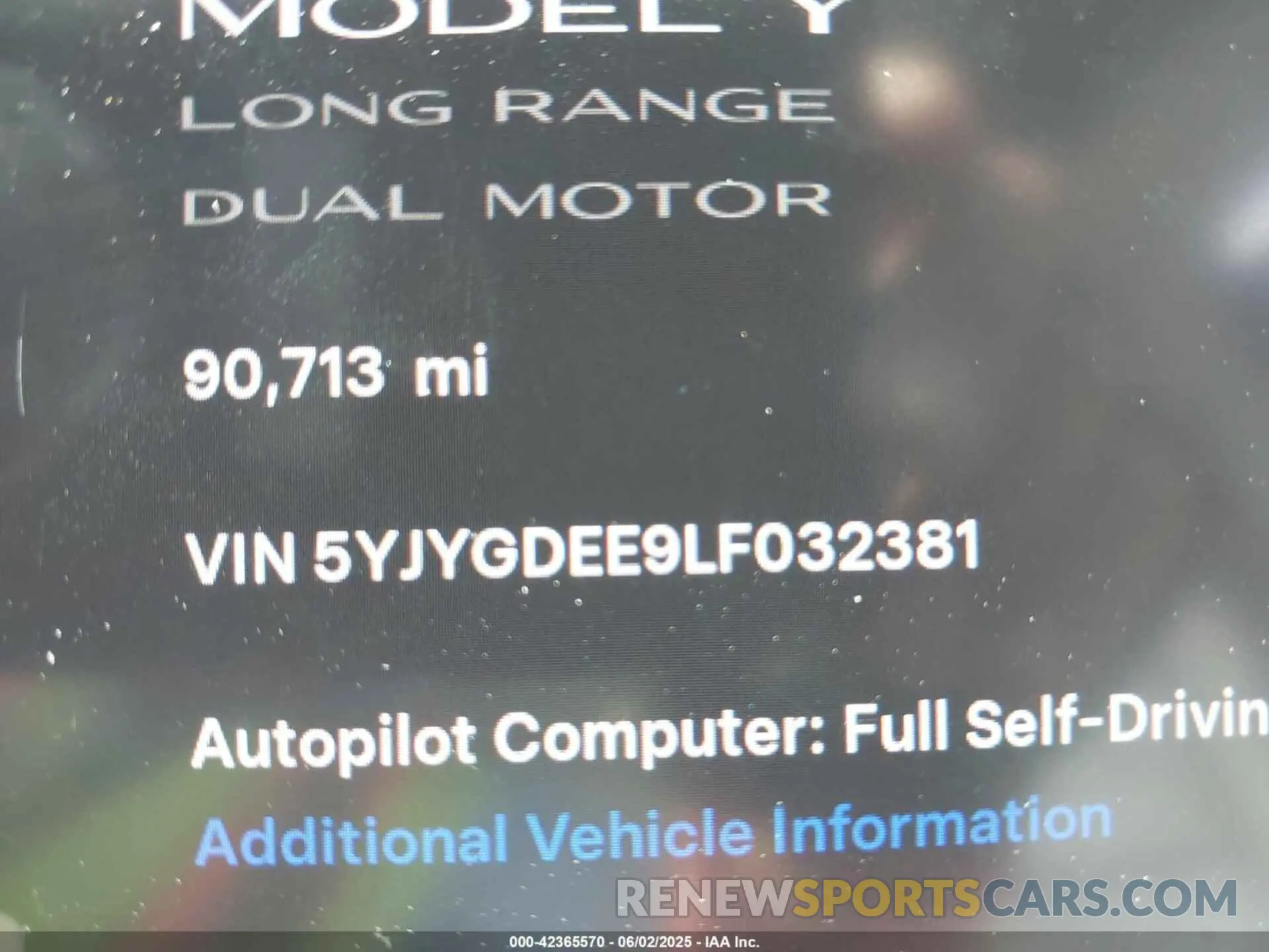 9 Photograph of a damaged car 5YJYGDEE9LF032381 TESLA MODEL Y 2020
