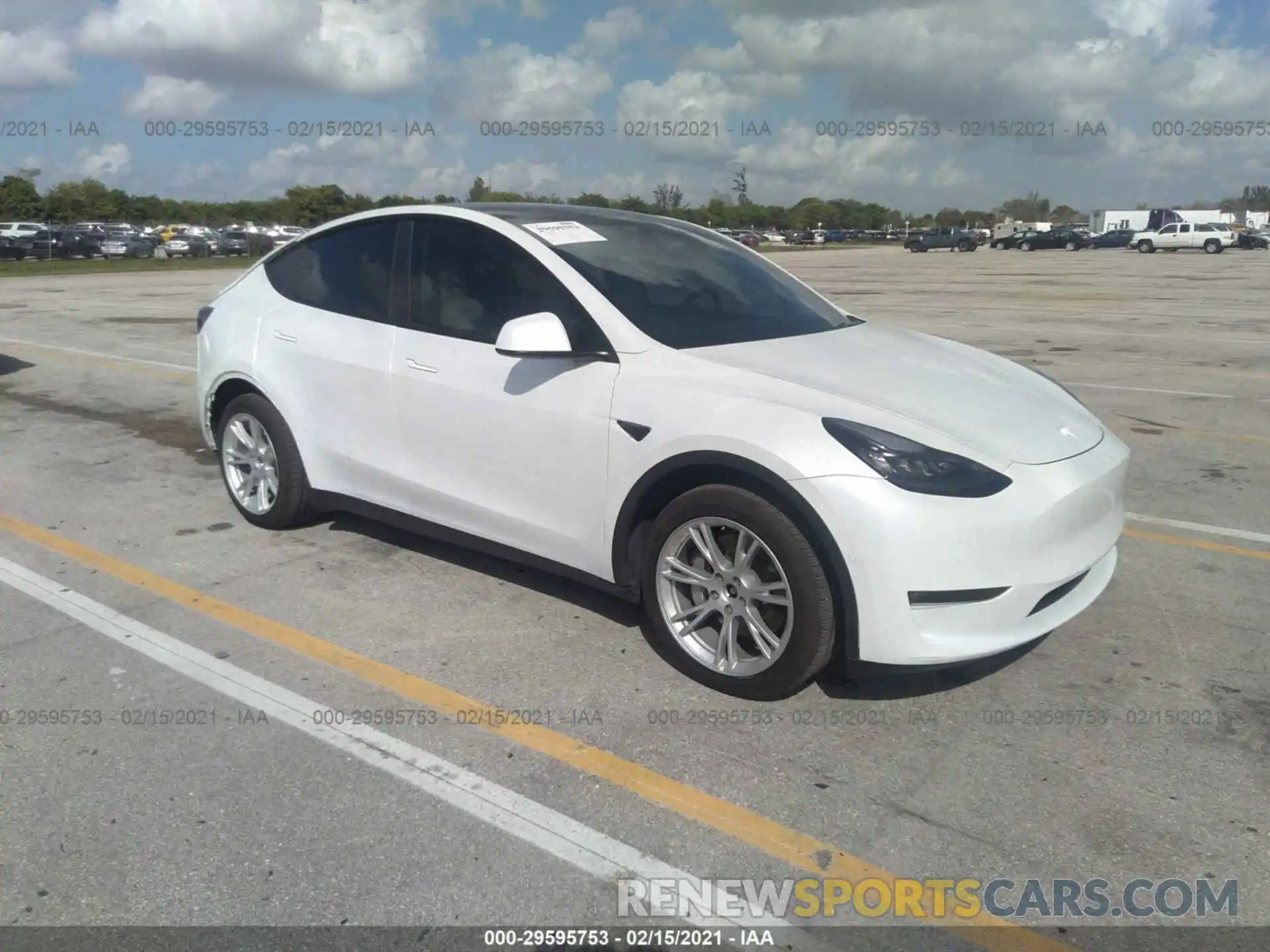 1 Photograph of a damaged car 5YJYGDEE9LF032574 TESLA MODEL Y 2020