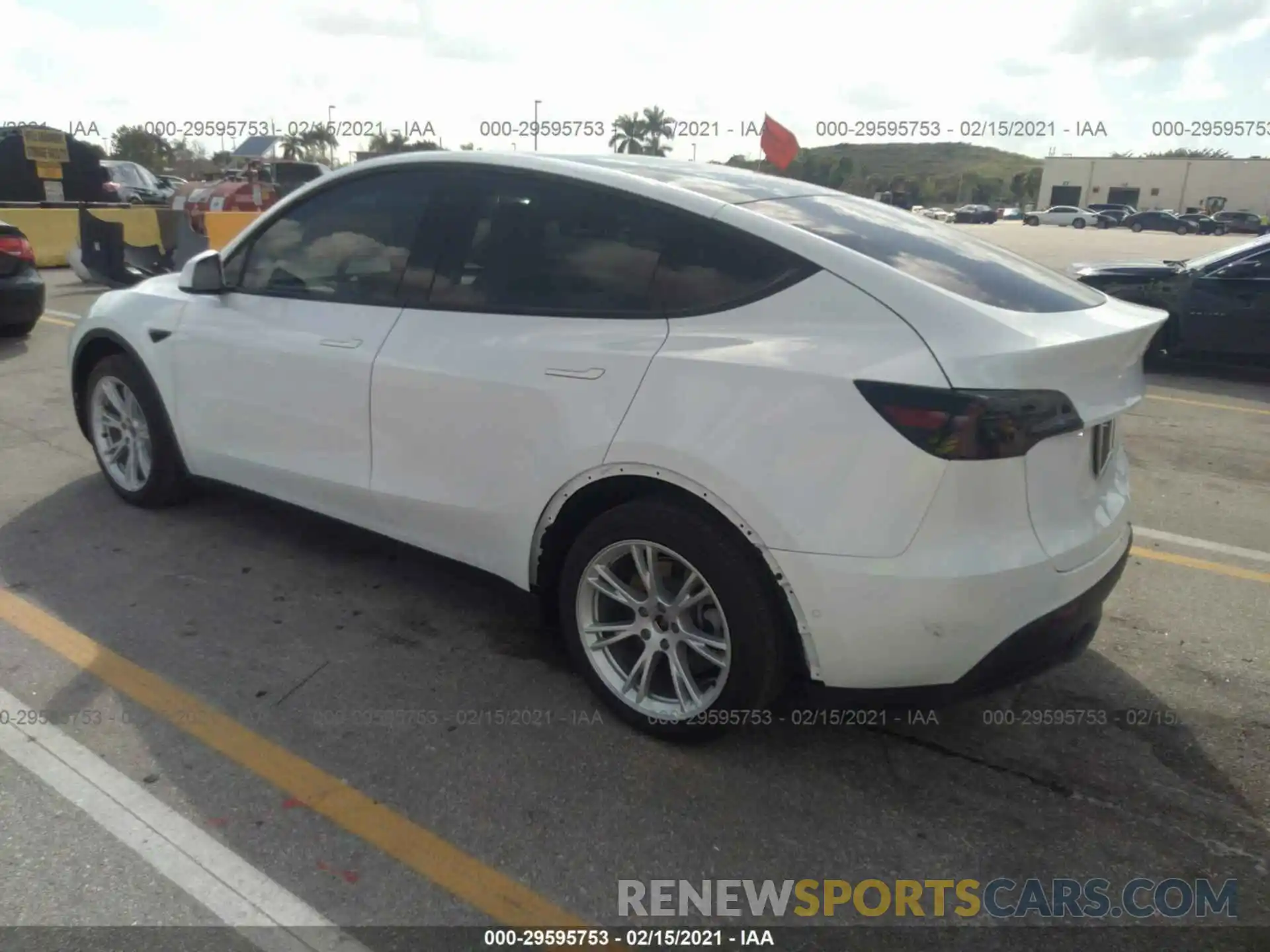 3 Photograph of a damaged car 5YJYGDEE9LF032574 TESLA MODEL Y 2020