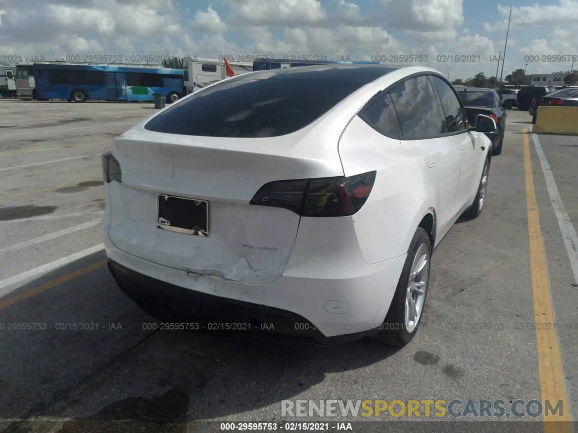 6 Photograph of a damaged car 5YJYGDEE9LF032574 TESLA MODEL Y 2020