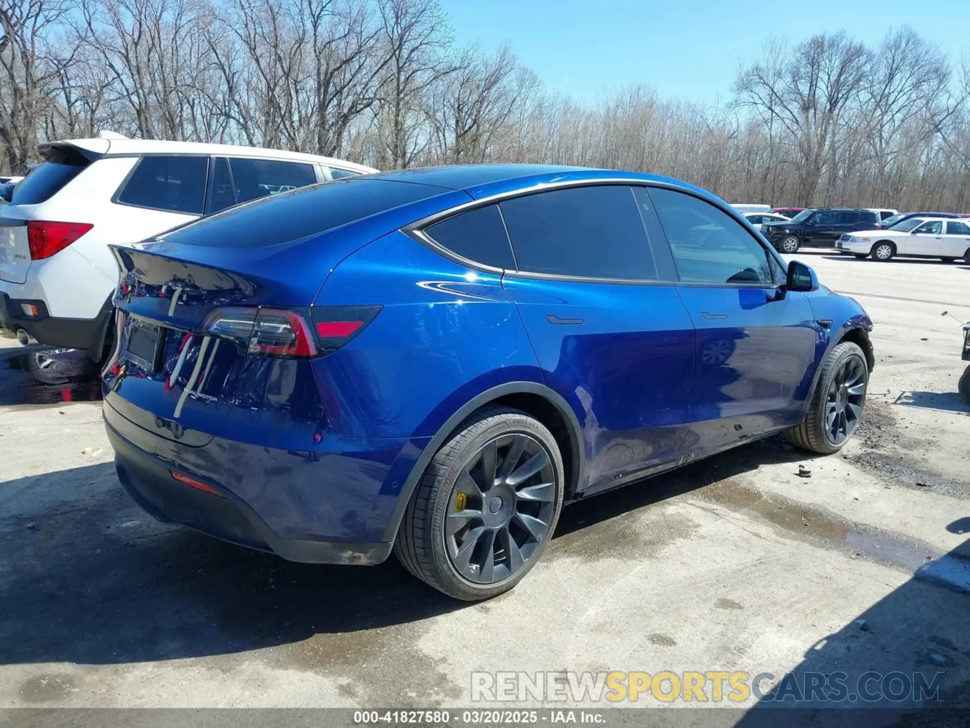 14 Photograph of a damaged car 5YJYGDEE9LF033966 TESLA MODEL Y 2020