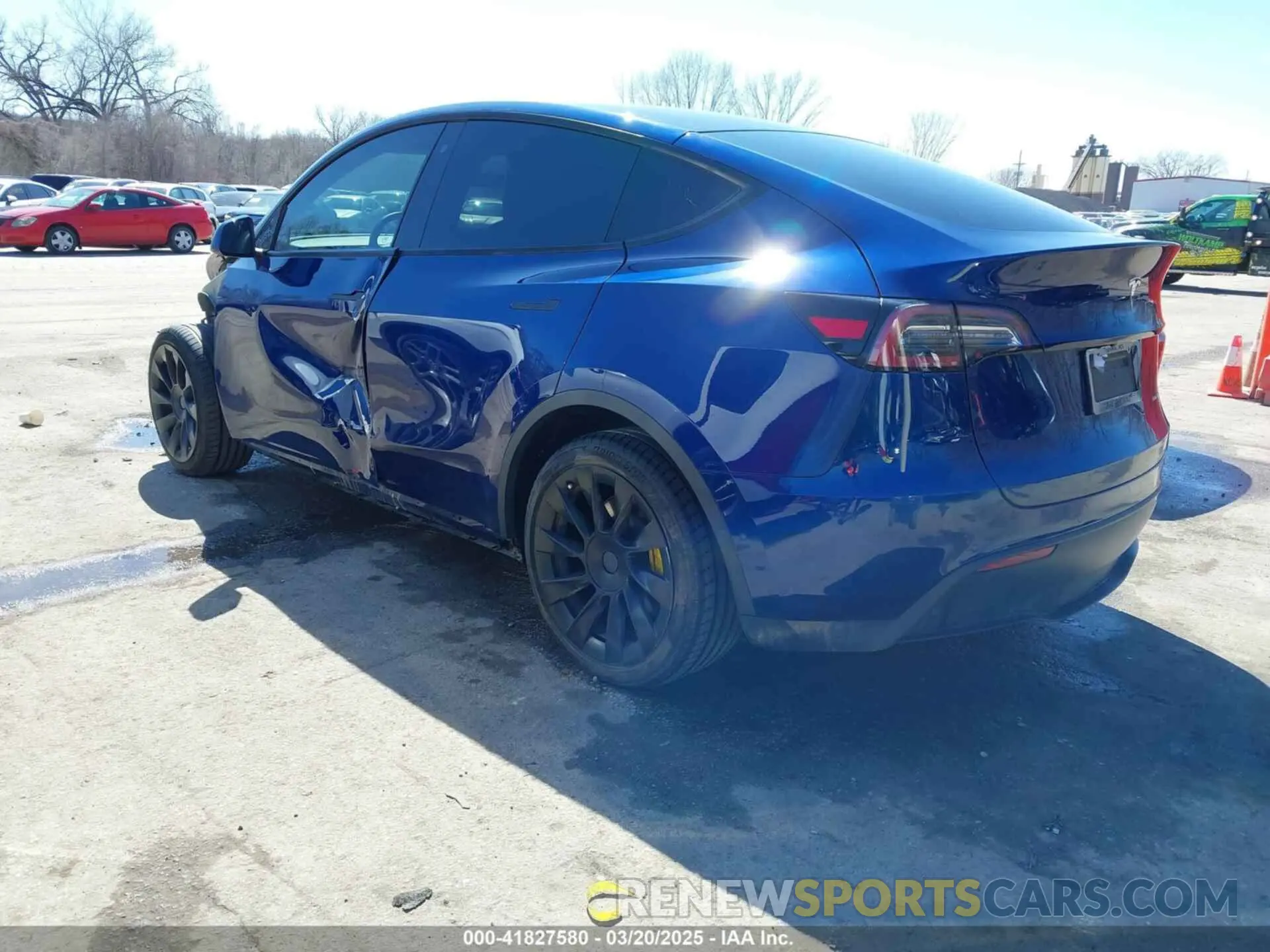 3 Photograph of a damaged car 5YJYGDEE9LF033966 TESLA MODEL Y 2020
