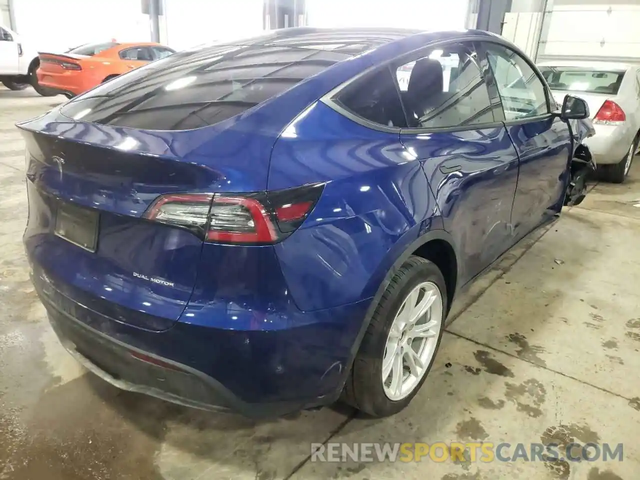 4 Photograph of a damaged car 5YJYGDEE9LF034955 TESLA MODEL Y 2020