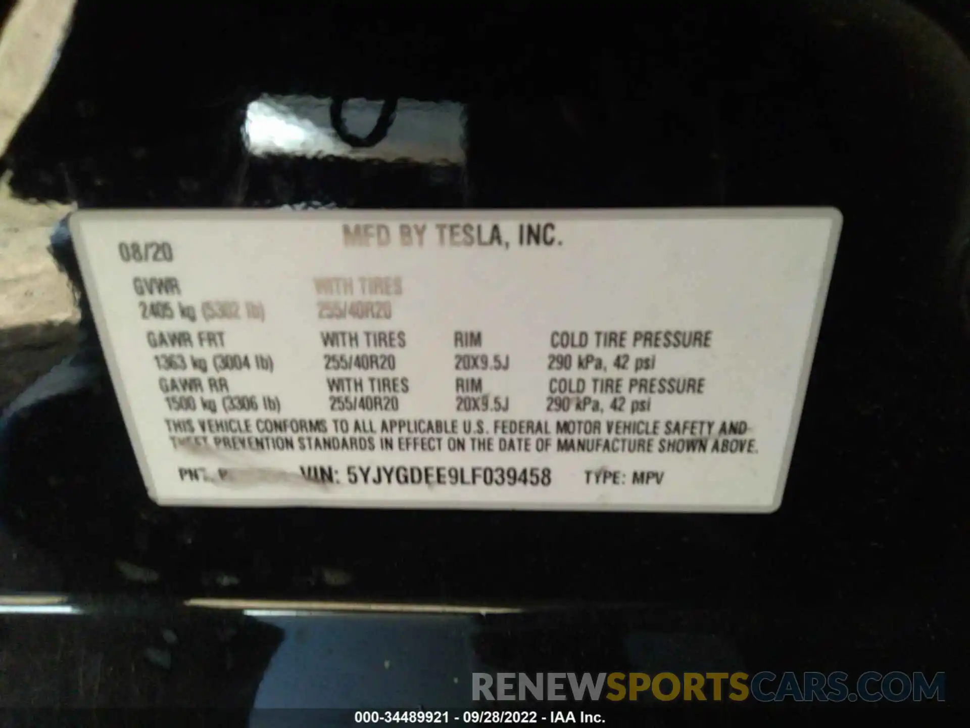 9 Photograph of a damaged car 5YJYGDEE9LF039458 TESLA MODEL Y 2020