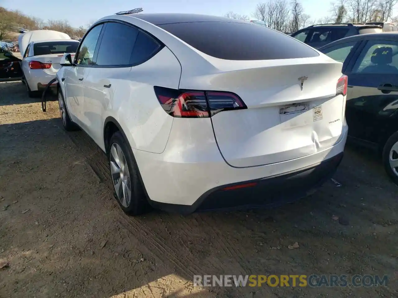 3 Photograph of a damaged car 5YJYGDEE9LF044112 TESLA MODEL Y 2020