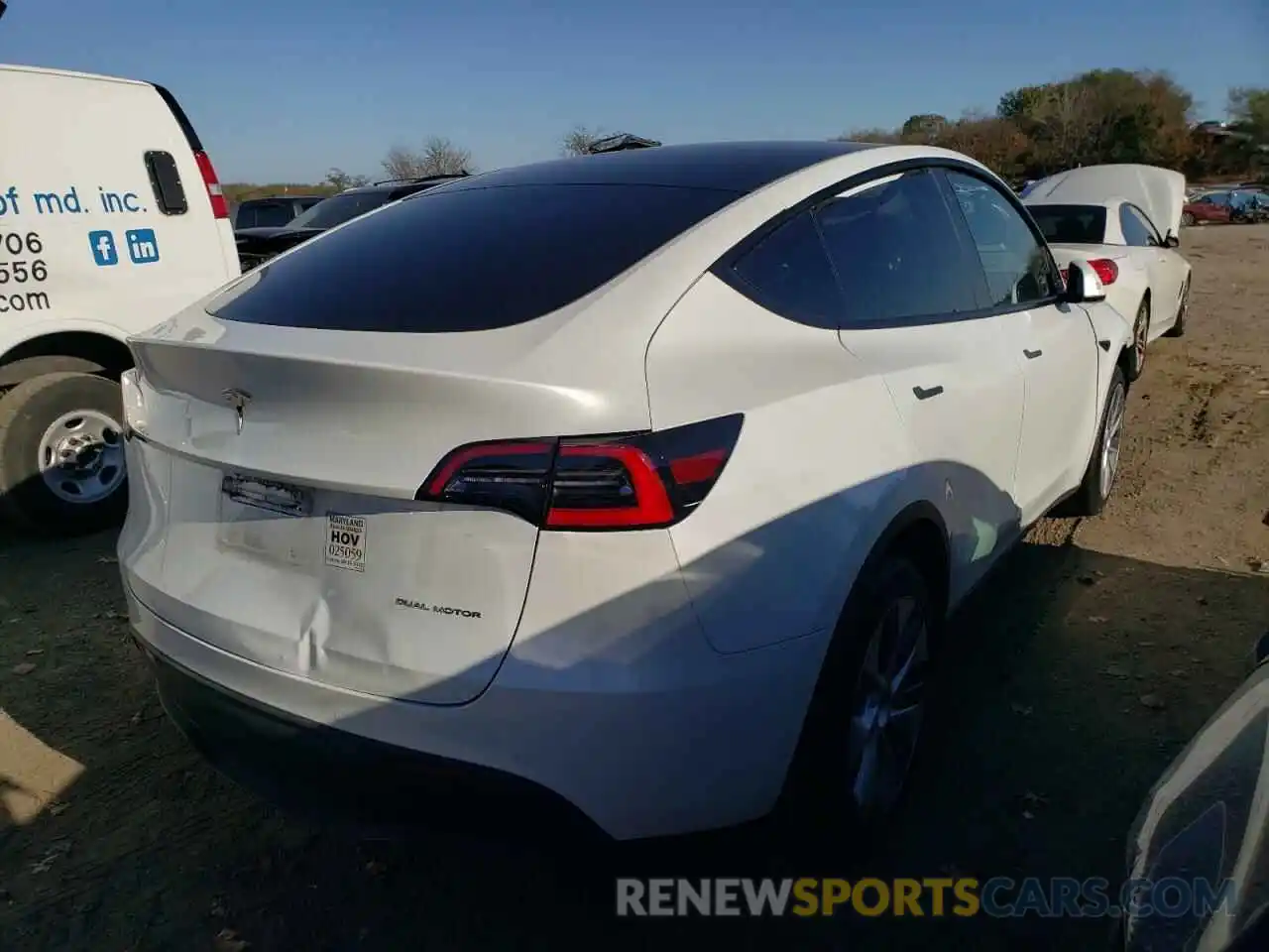 4 Photograph of a damaged car 5YJYGDEE9LF044112 TESLA MODEL Y 2020