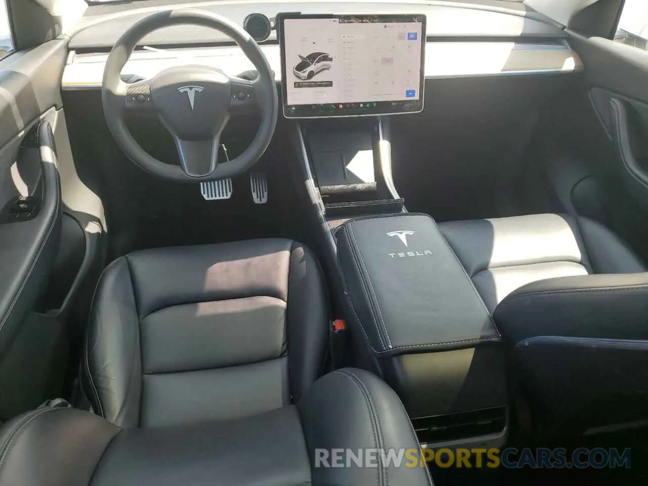 8 Photograph of a damaged car 5YJYGDEE9LF046135 TESLA MODEL Y 2020