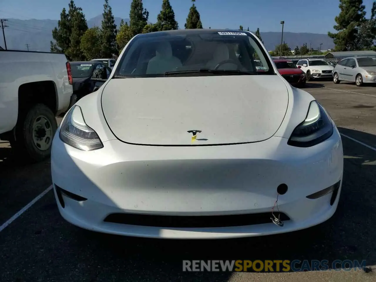 5 Photograph of a damaged car 5YJYGDEE9LF056289 TESLA MODEL Y 2020