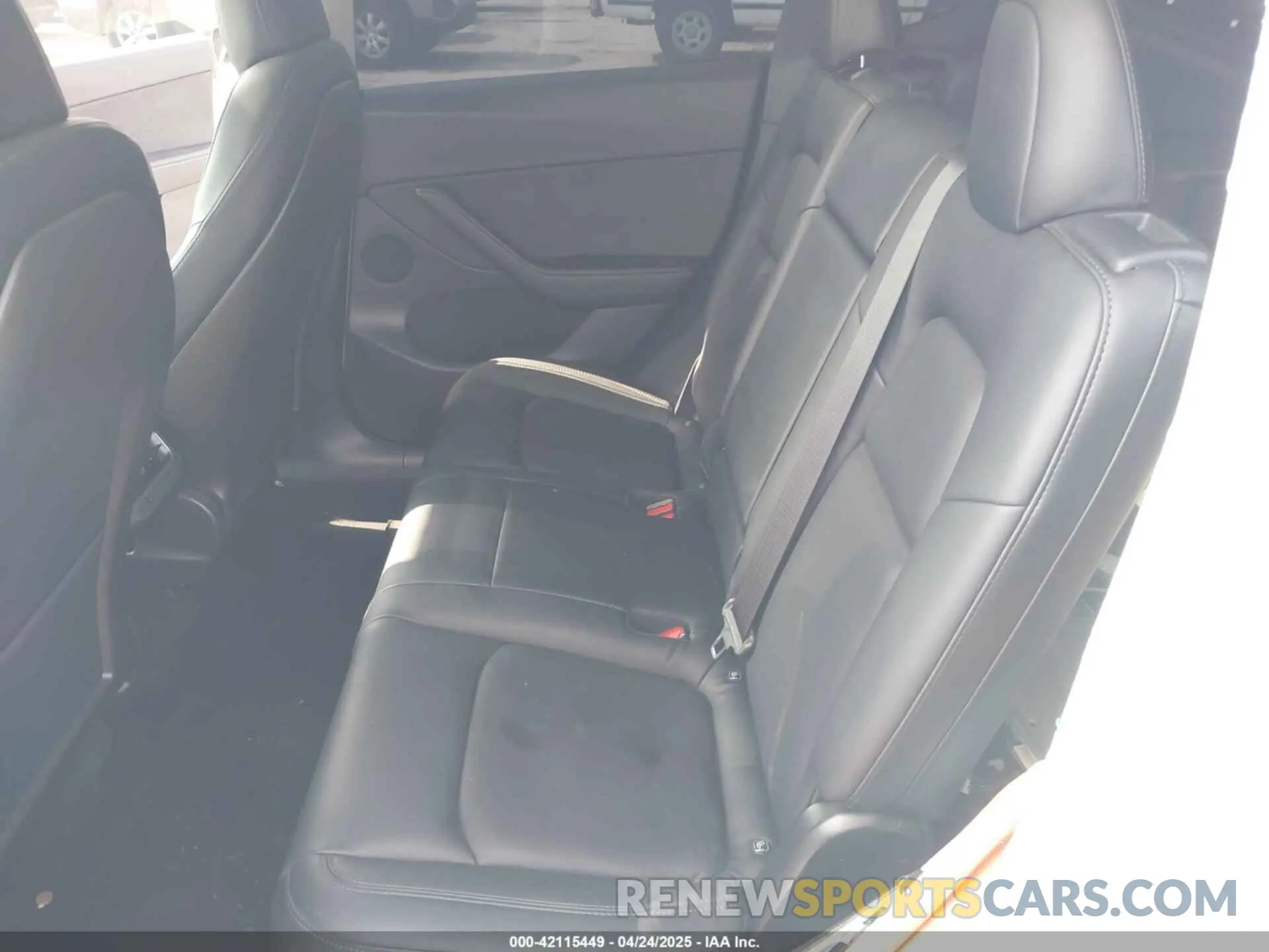 7 Photograph of a damaged car 5YJYGDEEXLF008333 TESLA MODEL Y 2020