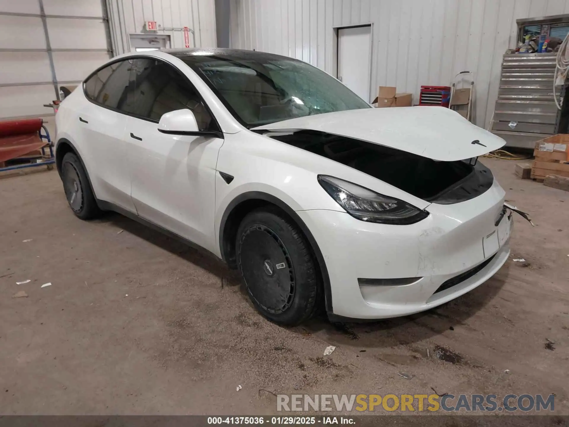 1 Photograph of a damaged car 5YJYGDEEXLF018795 TESLA MODEL Y 2020