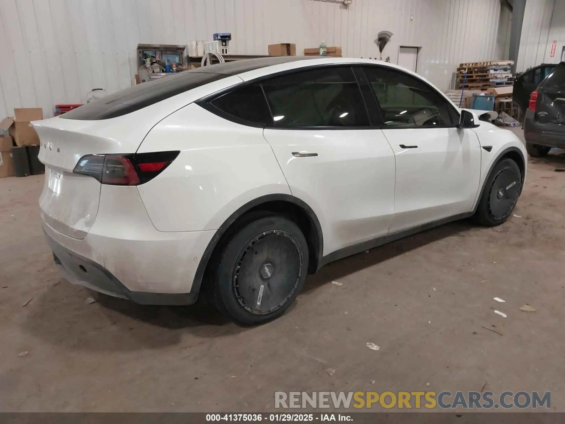 4 Photograph of a damaged car 5YJYGDEEXLF018795 TESLA MODEL Y 2020
