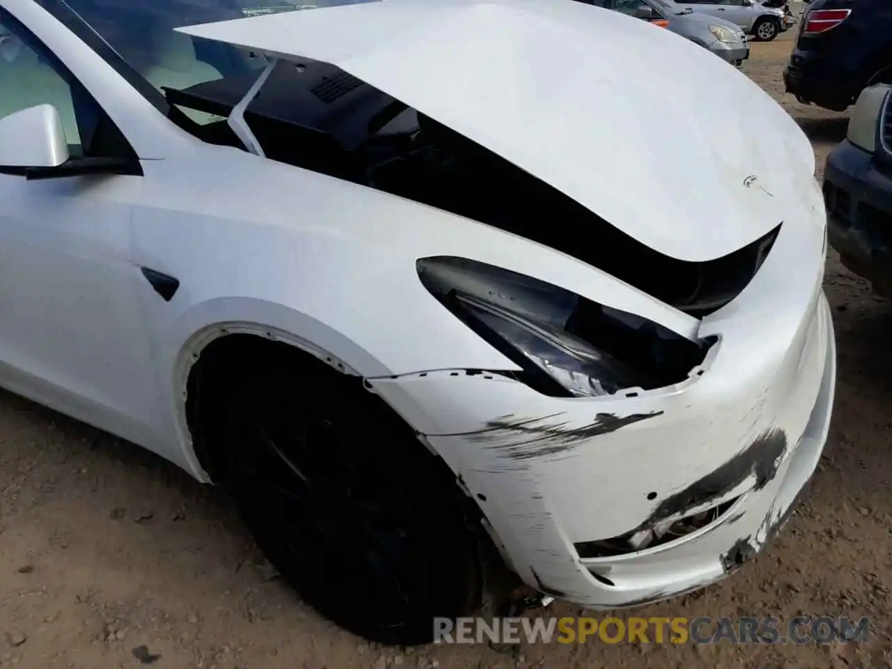 9 Photograph of a damaged car 5YJYGDEEXLF024371 TESLA MODEL Y 2020