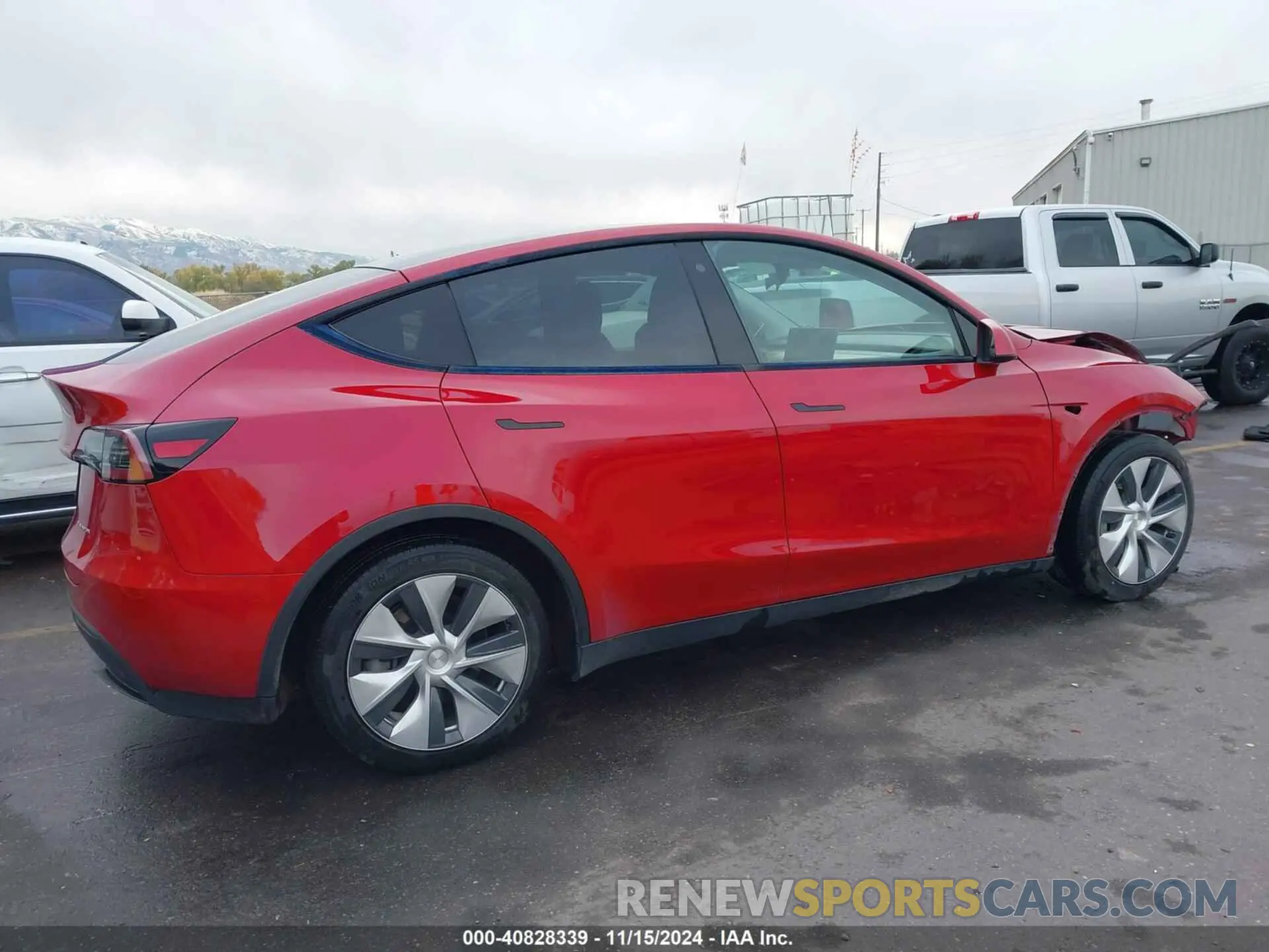 14 Photograph of a damaged car 5YJYGDEEXLF030364 TESLA MODEL Y 2020