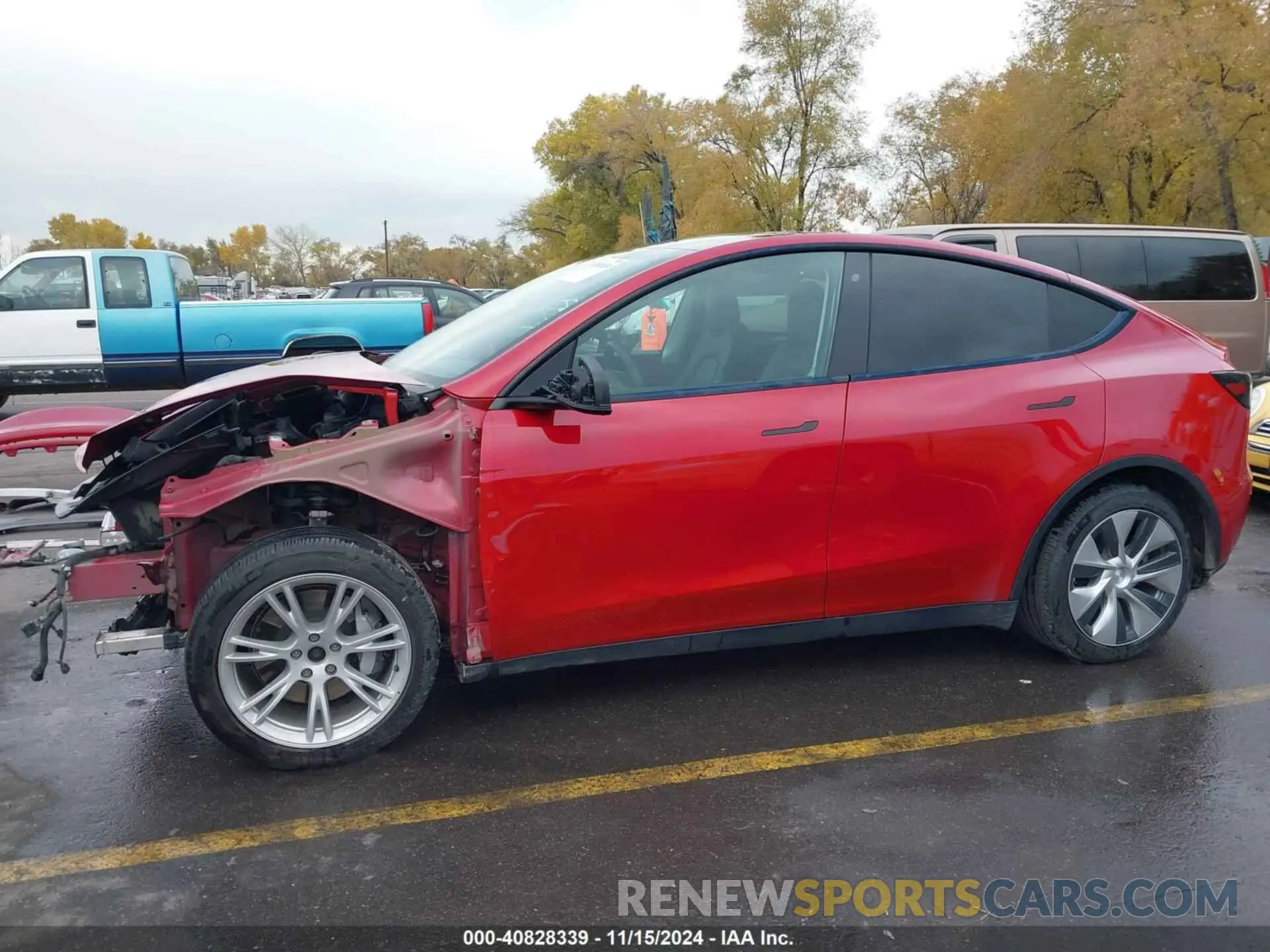 15 Photograph of a damaged car 5YJYGDEEXLF030364 TESLA MODEL Y 2020