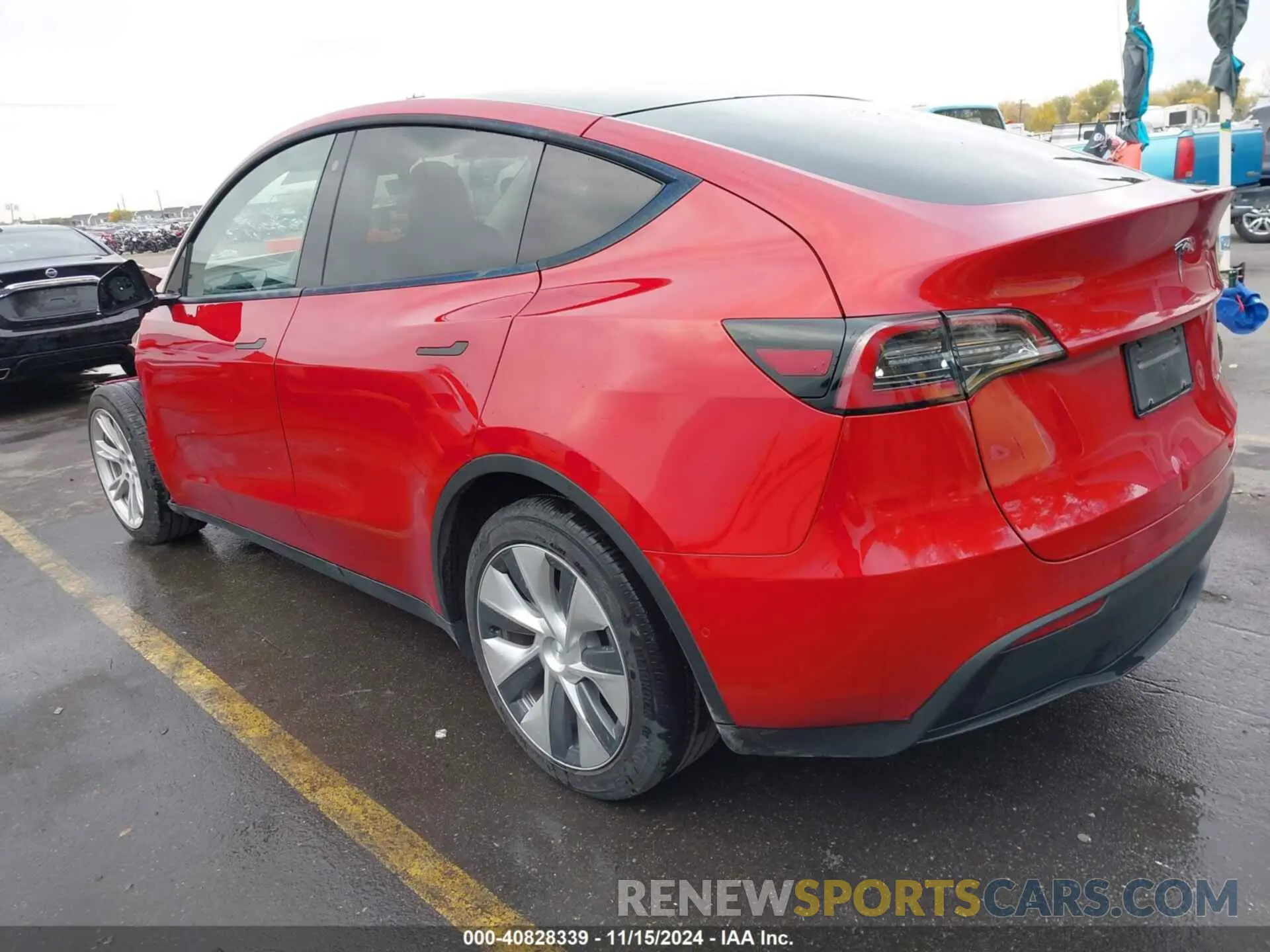 3 Photograph of a damaged car 5YJYGDEEXLF030364 TESLA MODEL Y 2020