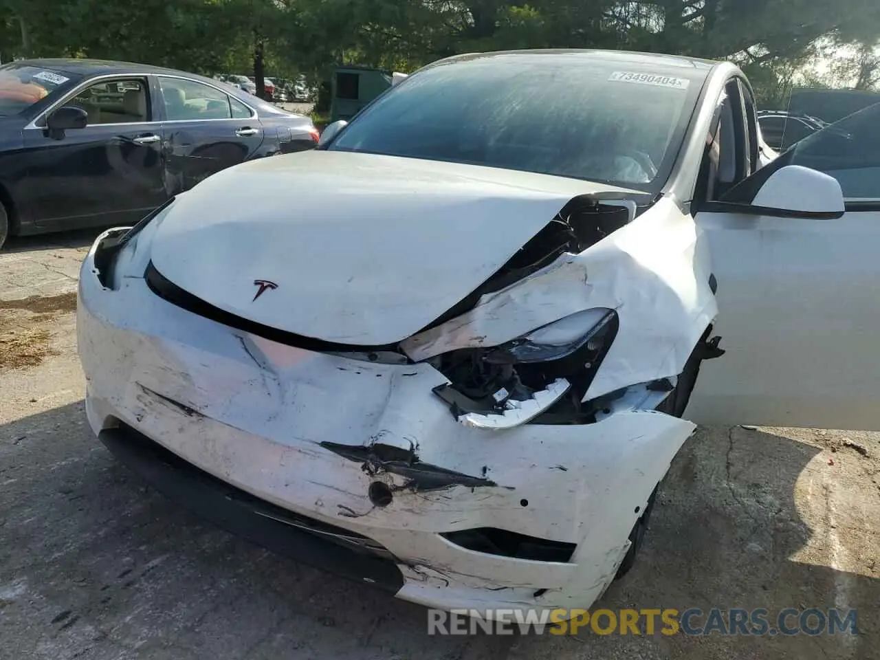 11 Photograph of a damaged car 5YJYGDEEXLF038271 TESLA MODEL Y 2020
