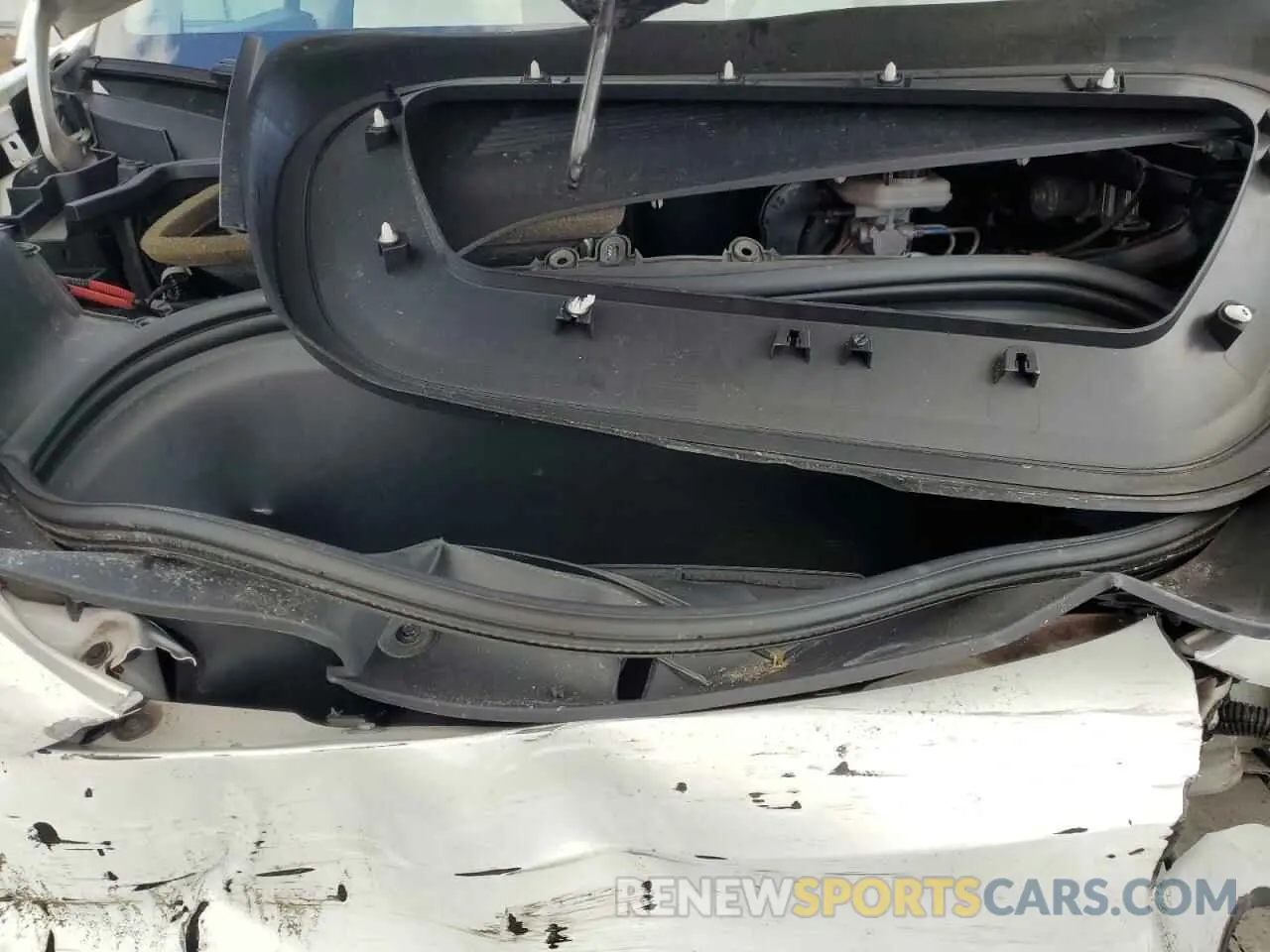 12 Photograph of a damaged car 5YJYGDEEXLF042983 TESLA MODEL Y 2020