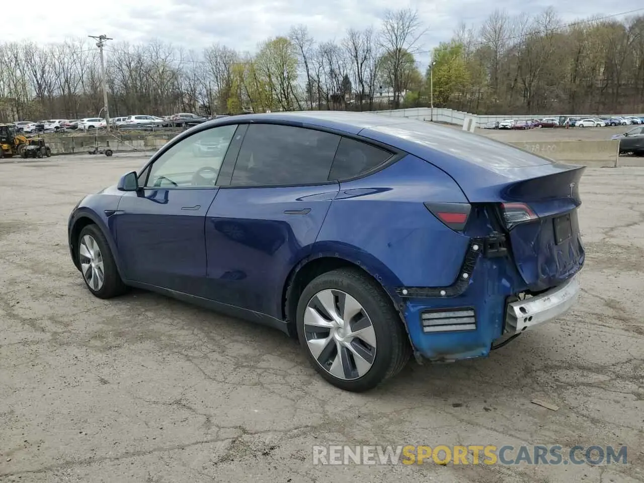 2 Photograph of a damaged car 5YJYGDEEXLF043163 TESLA MODEL Y 2020