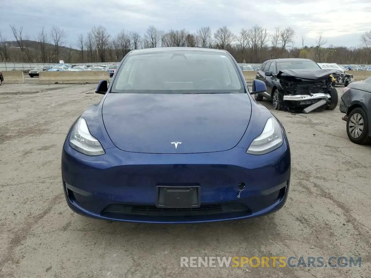 5 Photograph of a damaged car 5YJYGDEEXLF043163 TESLA MODEL Y 2020