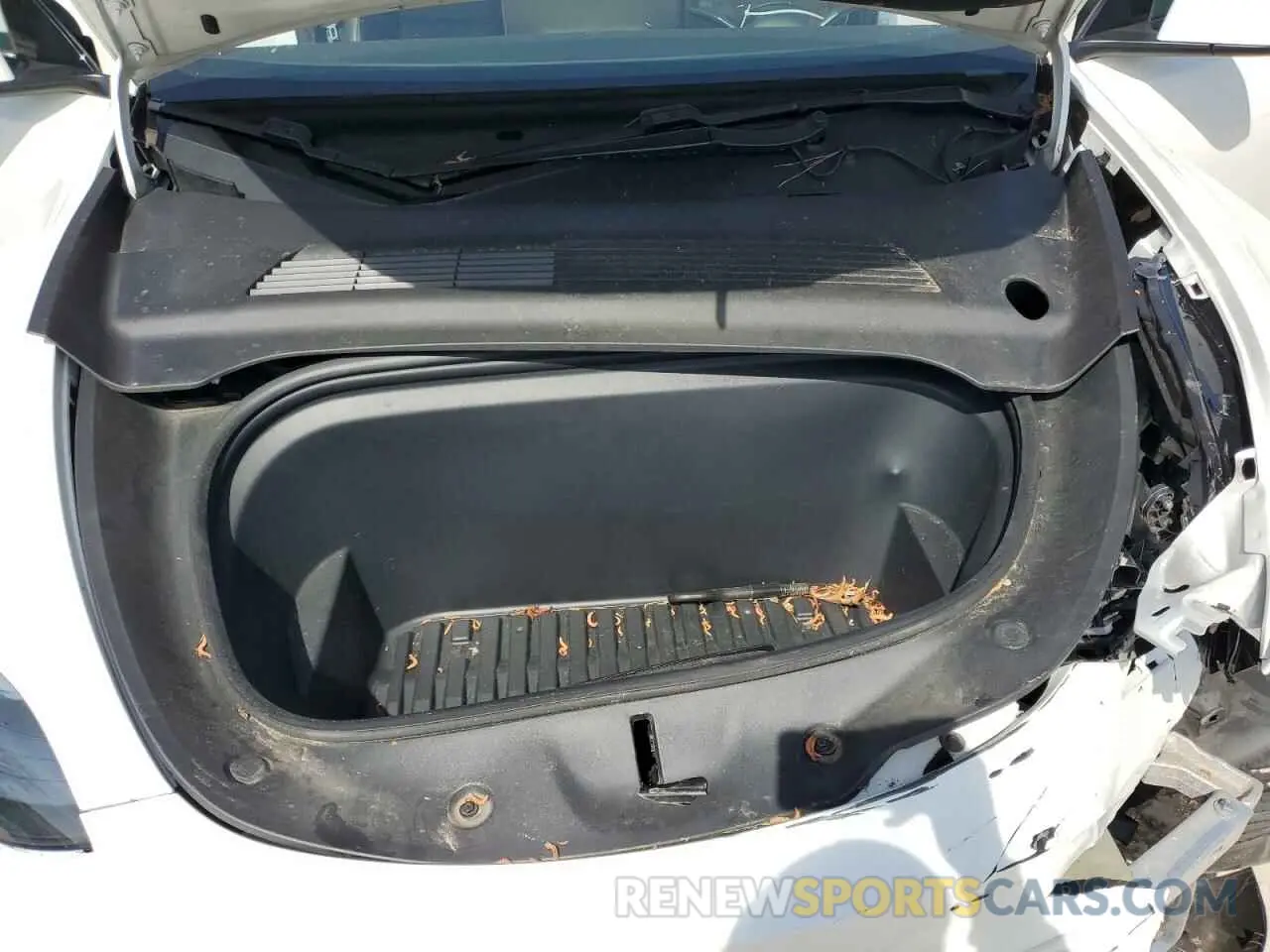 12 Photograph of a damaged car 5YJYGDEEXLF043910 TESLA MODEL Y 2020