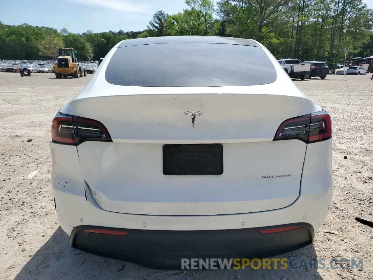 6 Photograph of a damaged car 5YJYGDEEXLF043910 TESLA MODEL Y 2020