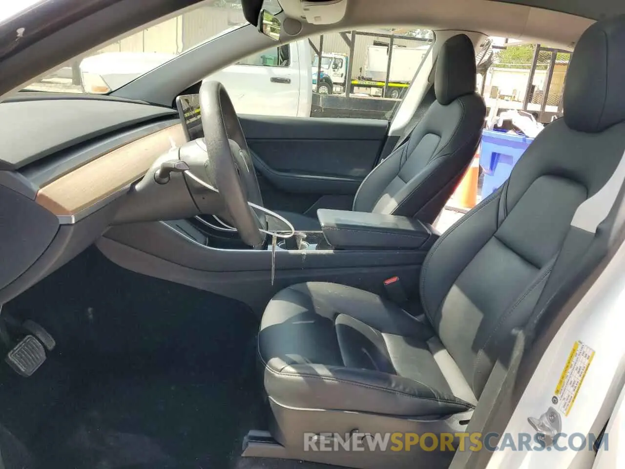 7 Photograph of a damaged car 5YJYGDEEXLF043910 TESLA MODEL Y 2020