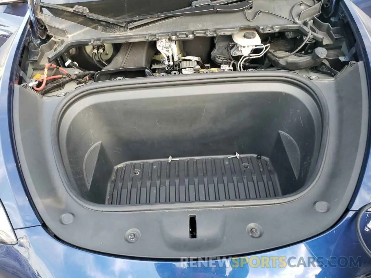 11 Photograph of a damaged car 5YJYGDEEXLF057791 TESLA MODEL Y 2020