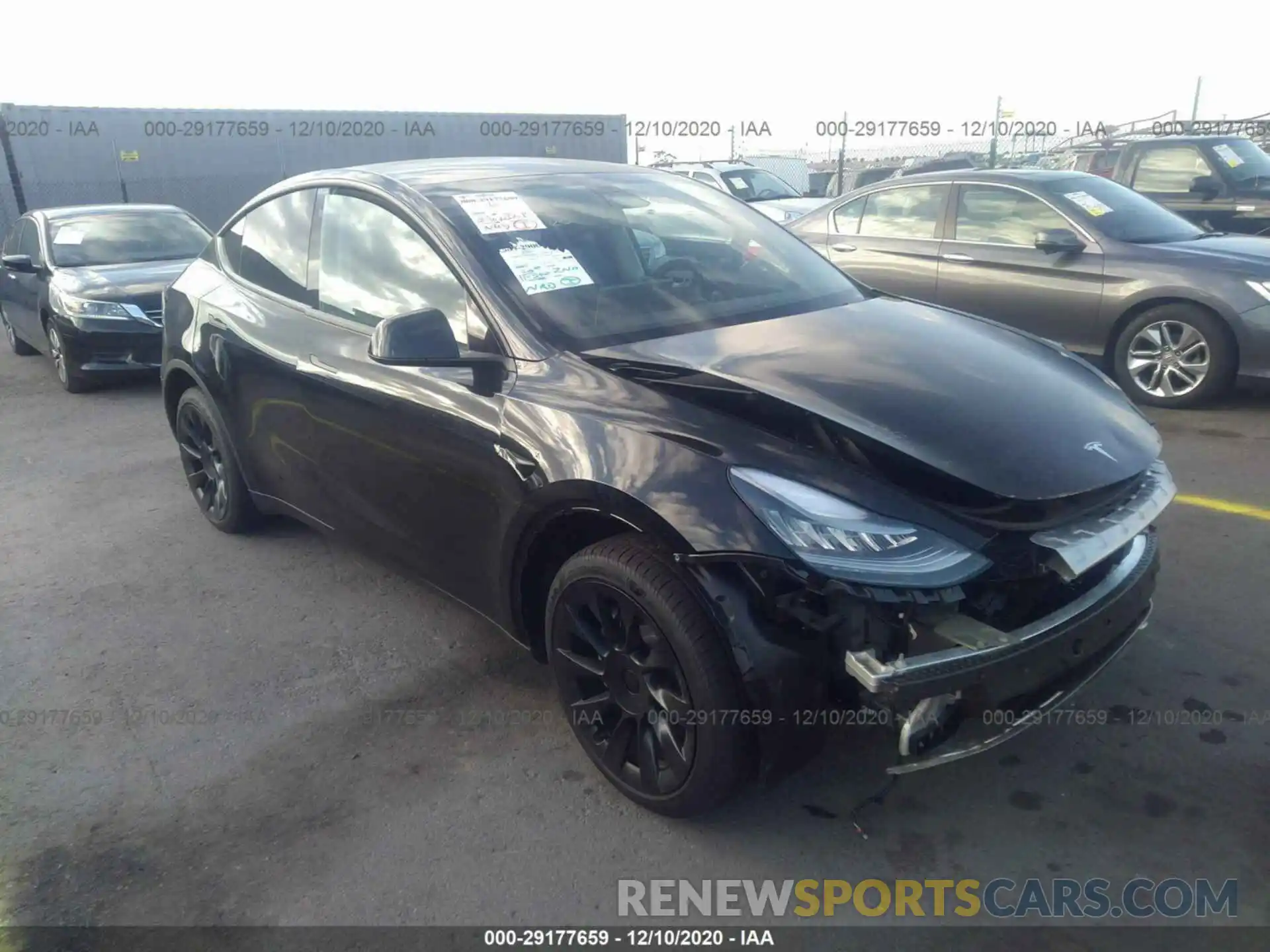 1 Photograph of a damaged car 5YJYGDEEXLF058391 TESLA MODEL Y 2020