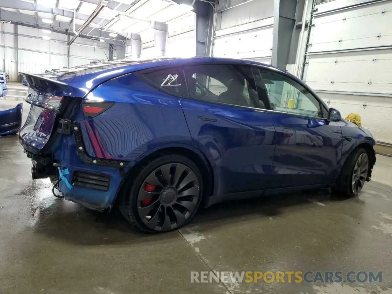 3 Photograph of a damaged car 5YJYGDEF1LF035901 TESLA MODEL Y 2020