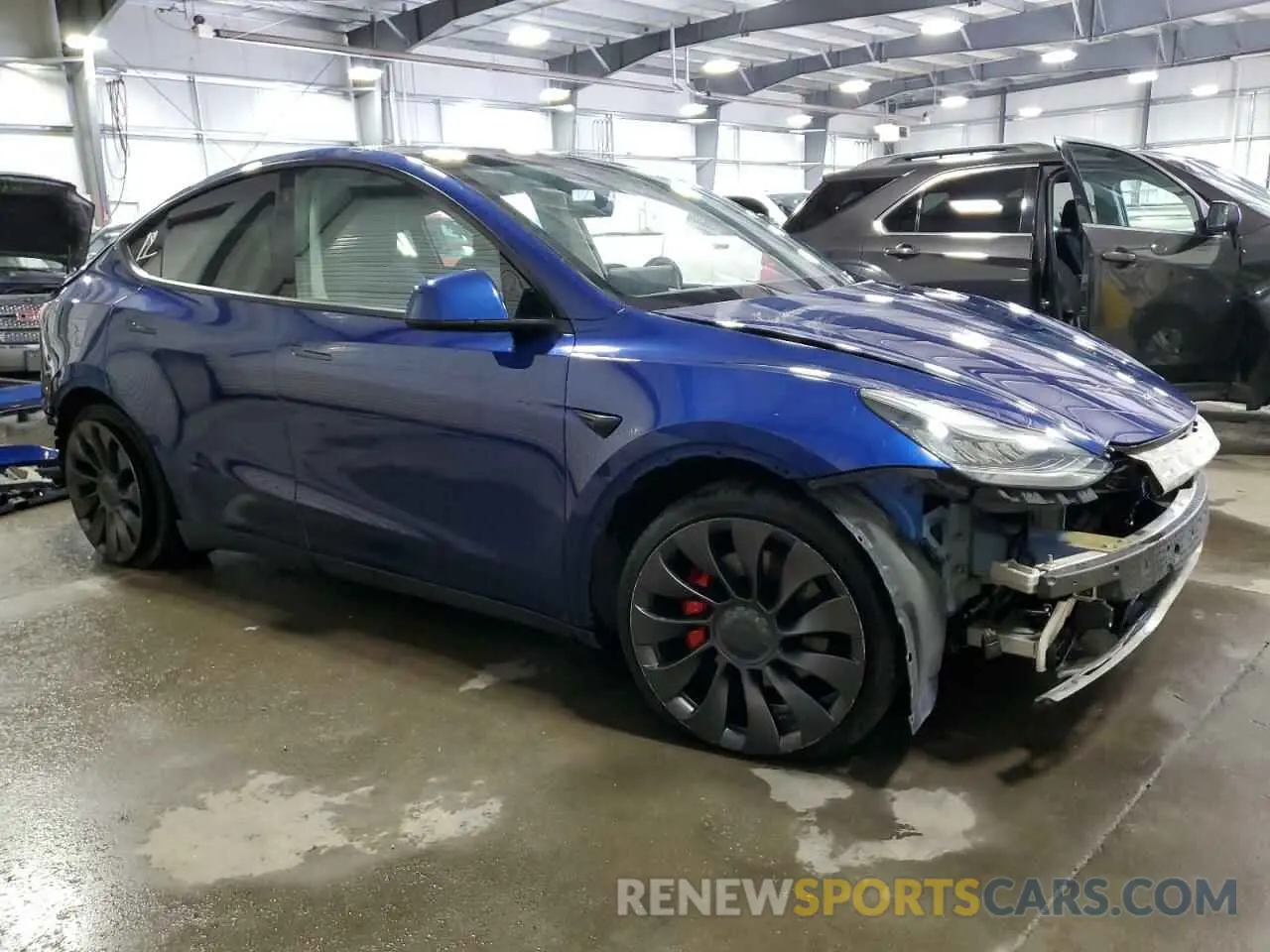 4 Photograph of a damaged car 5YJYGDEF1LF035901 TESLA MODEL Y 2020