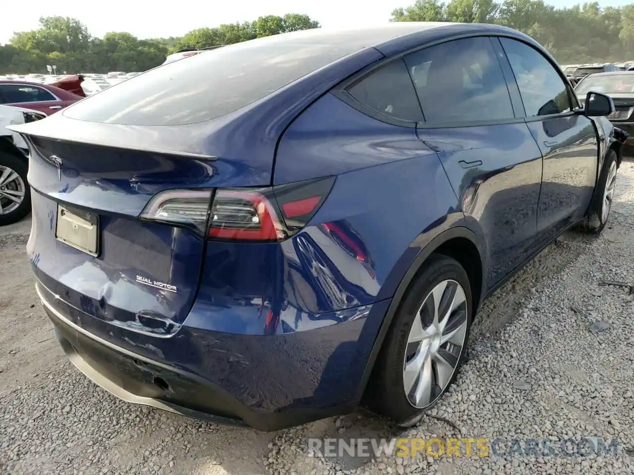 4 Photograph of a damaged car 5YJYGDEF2LF000185 TESLA MODEL Y 2020