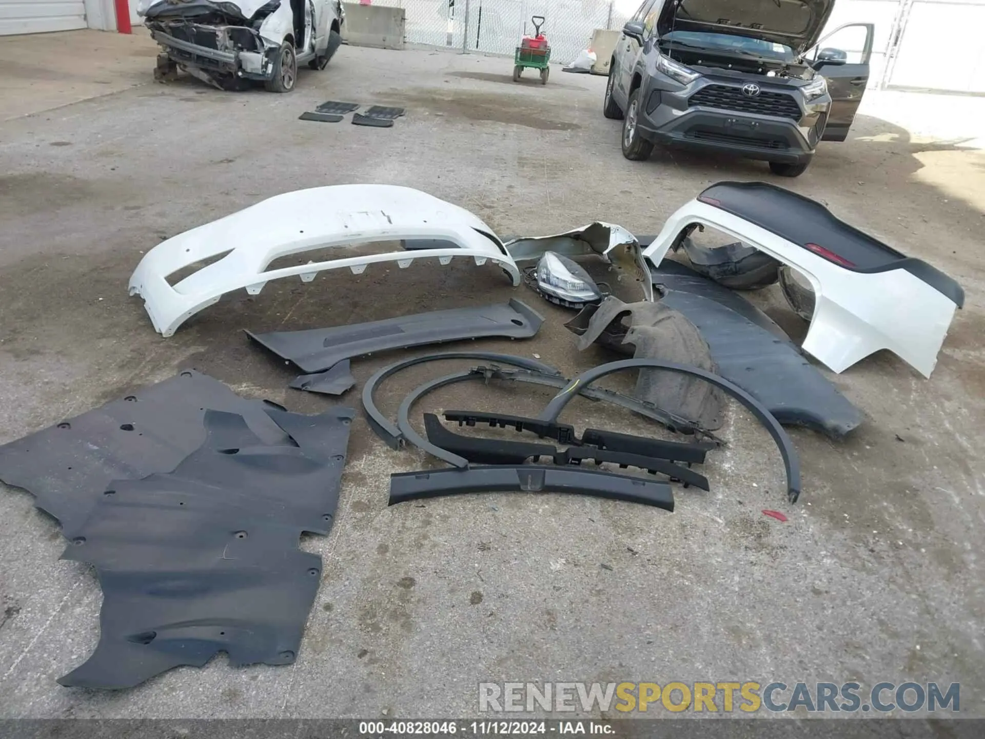 12 Photograph of a damaged car 5YJYGDEF2LF004222 TESLA MODEL Y 2020