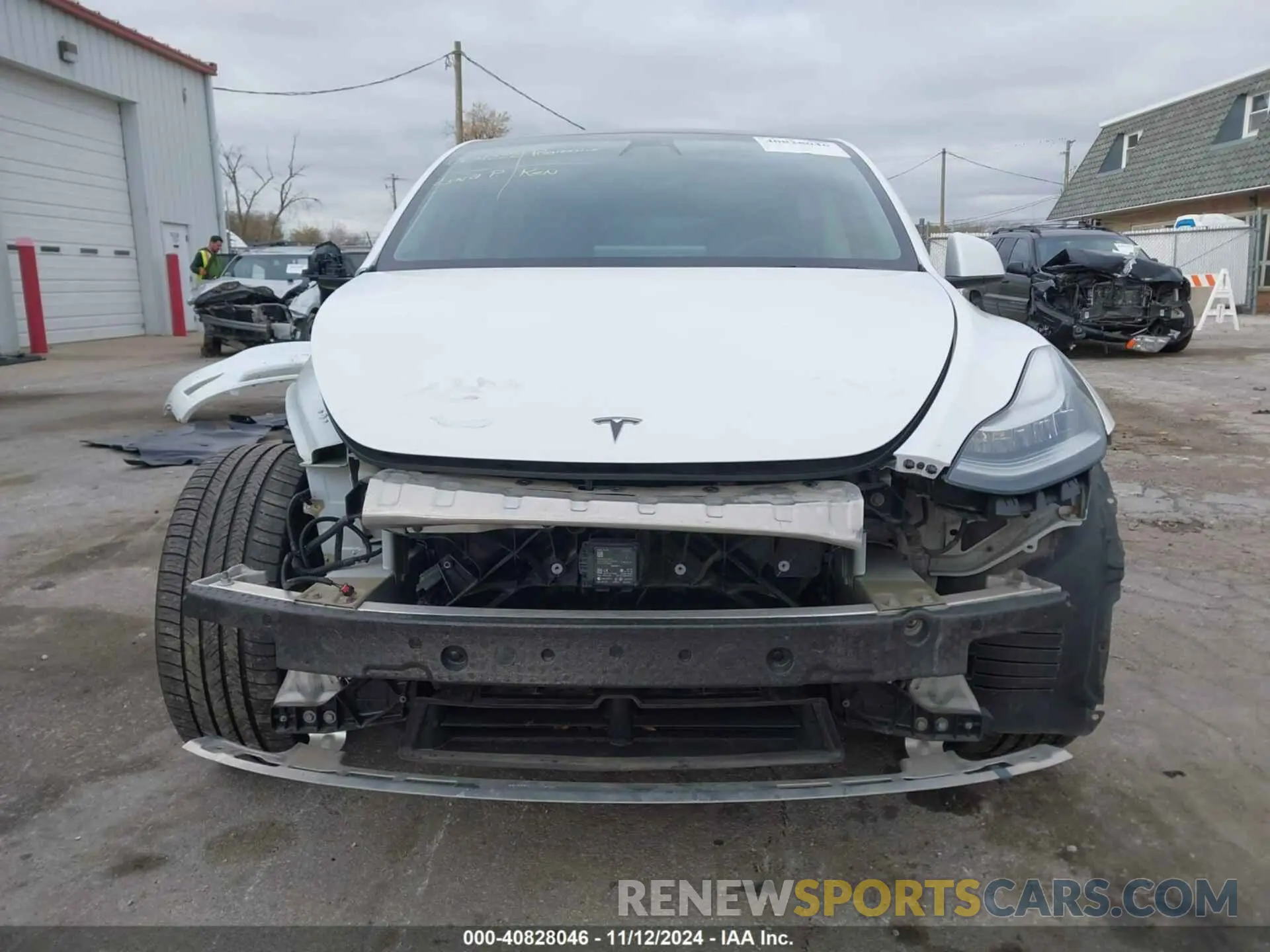 13 Photograph of a damaged car 5YJYGDEF2LF004222 TESLA MODEL Y 2020