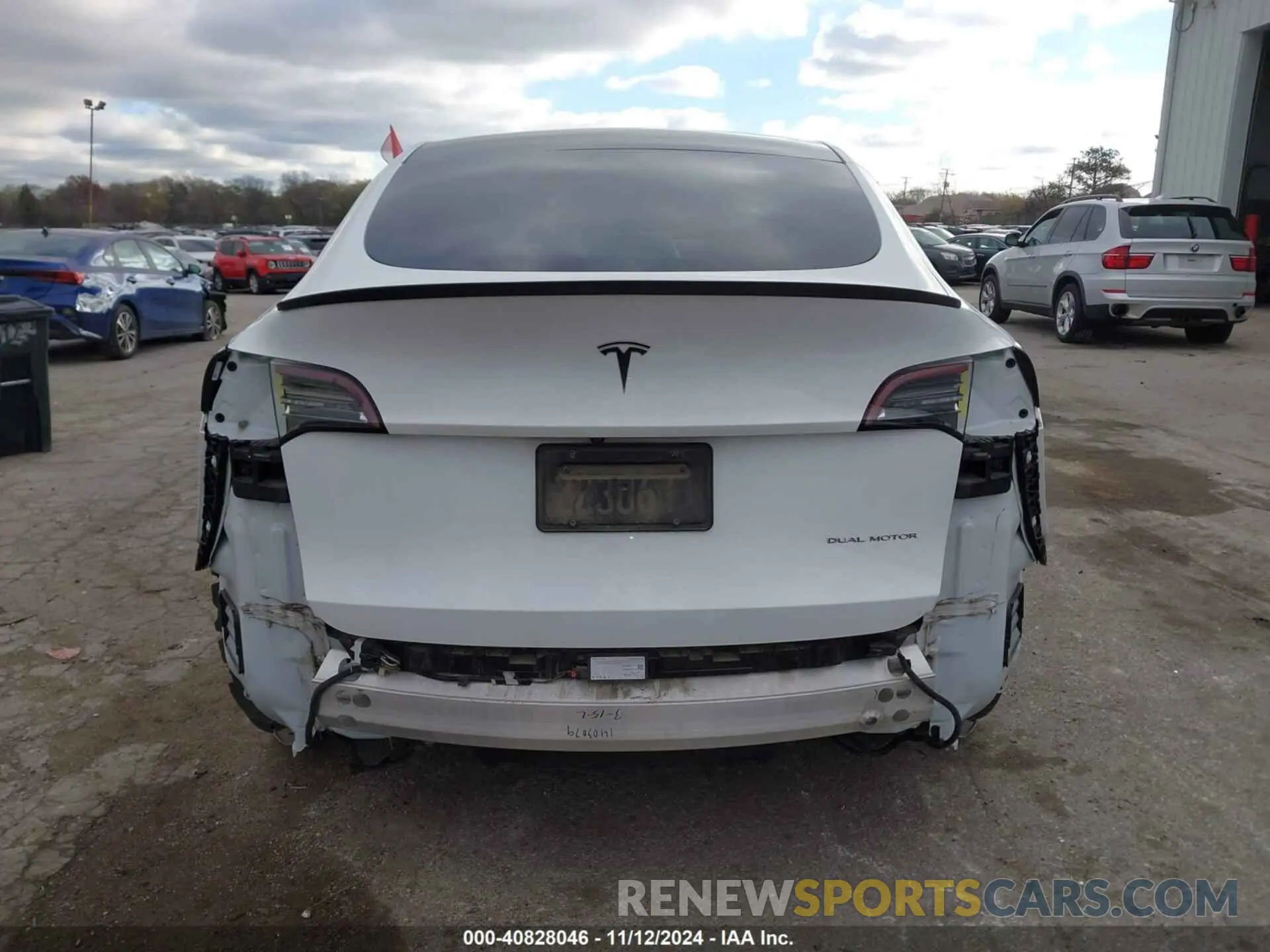 17 Photograph of a damaged car 5YJYGDEF2LF004222 TESLA MODEL Y 2020