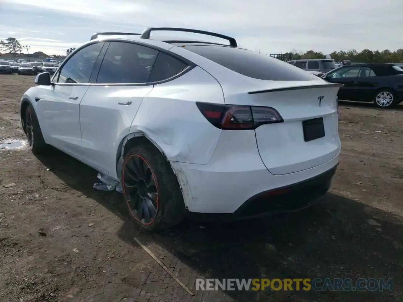 3 Photograph of a damaged car 5YJYGDEF2LF025670 TESLA MODEL Y 2020