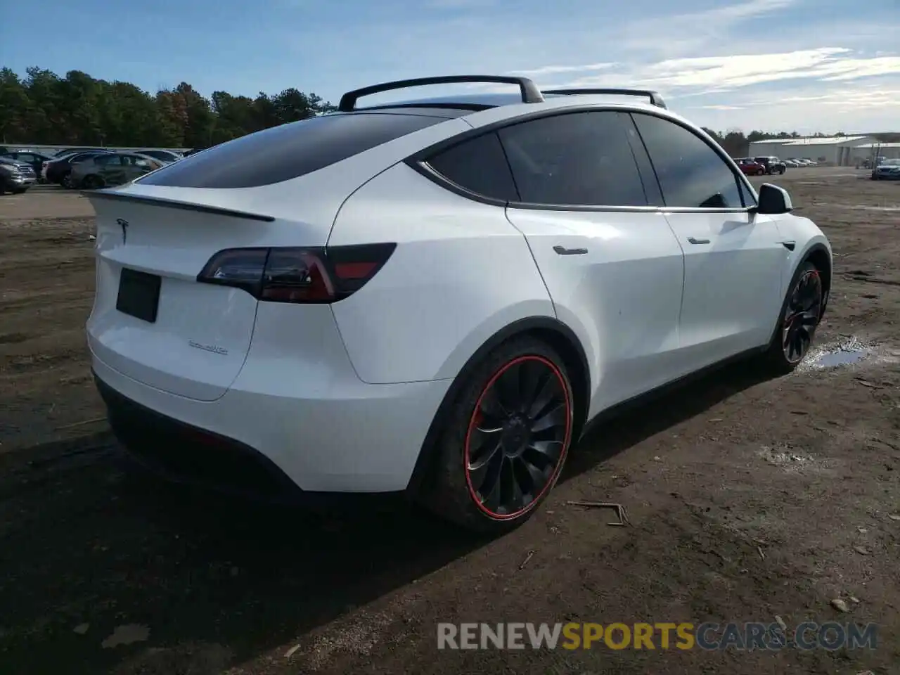 4 Photograph of a damaged car 5YJYGDEF2LF025670 TESLA MODEL Y 2020