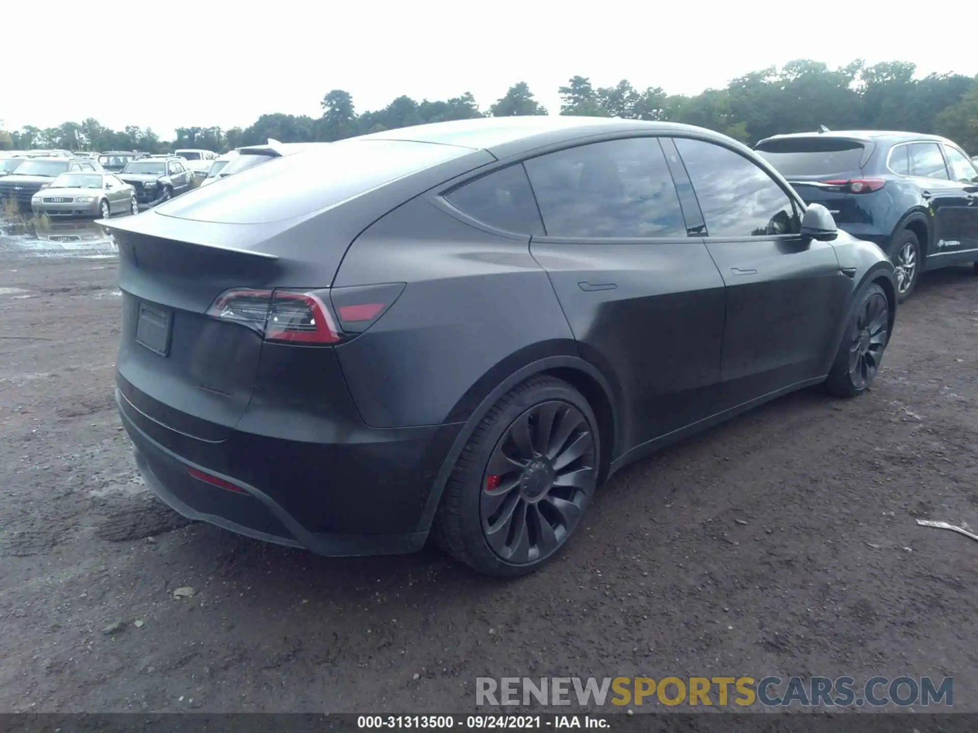 4 Photograph of a damaged car 5YJYGDEF2LF027970 TESLA MODEL Y 2020