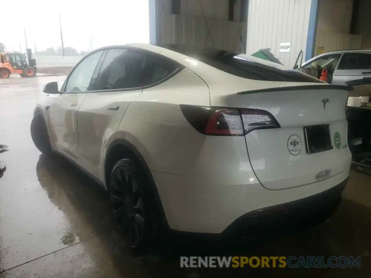 3 Photograph of a damaged car 5YJYGDEF2LF041738 TESLA MODEL Y 2020