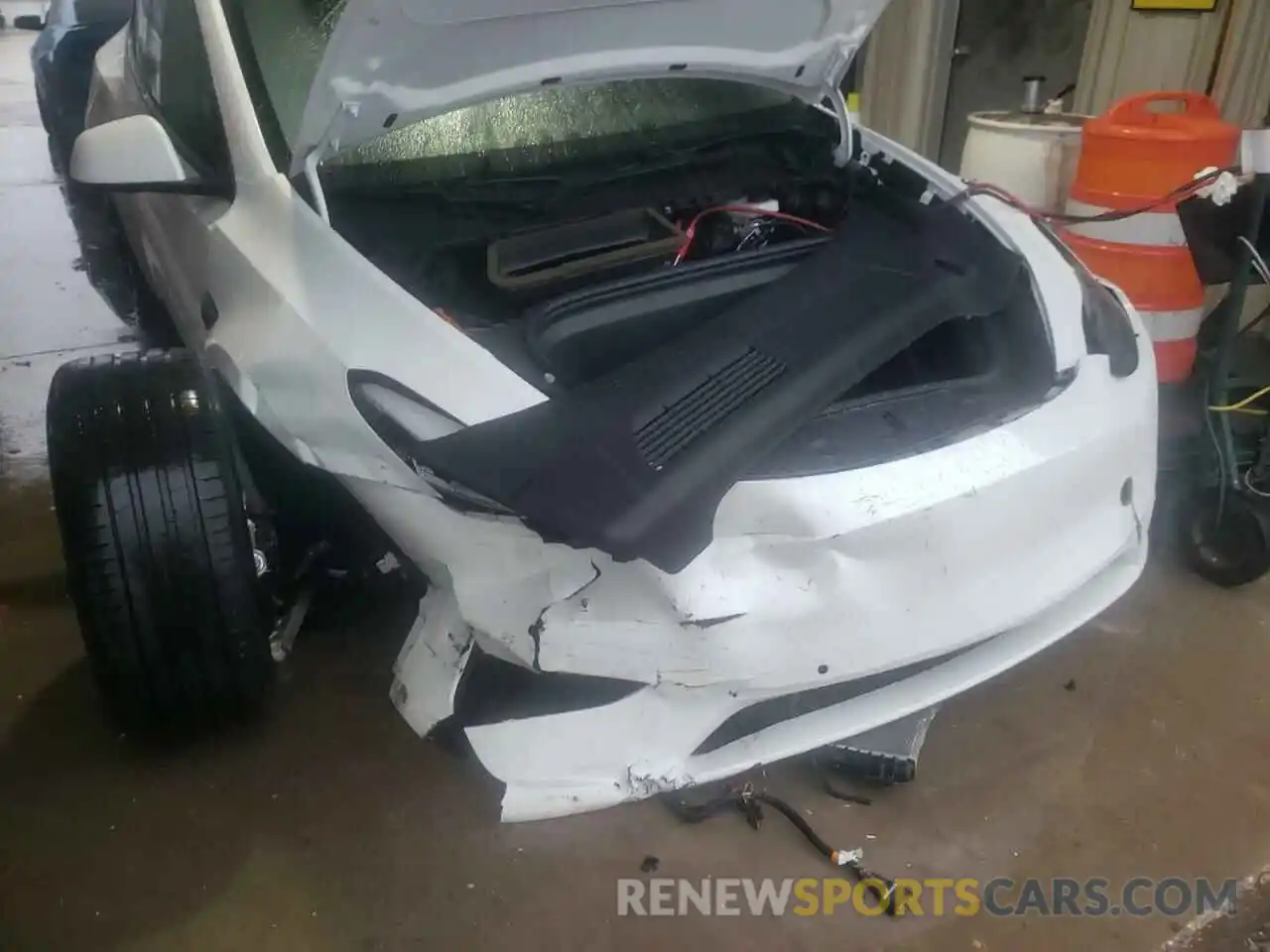 9 Photograph of a damaged car 5YJYGDEF2LF041738 TESLA MODEL Y 2020