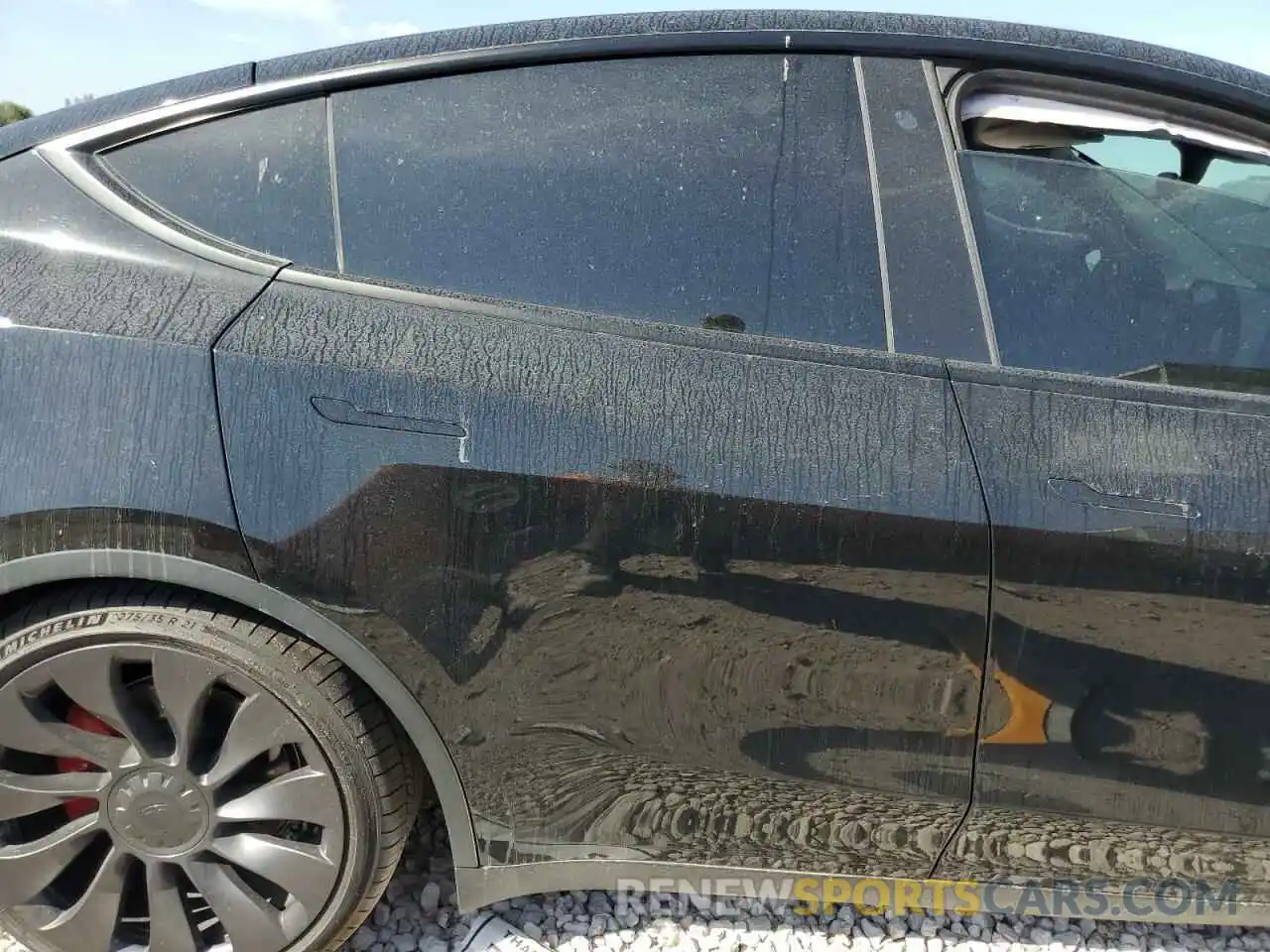 10 Photograph of a damaged car 5YJYGDEF2LF049855 TESLA MODEL Y 2020