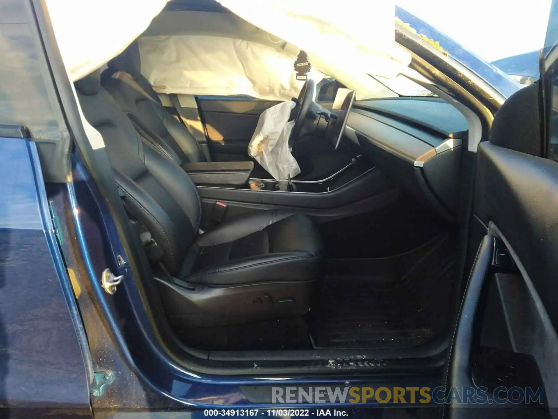 5 Photograph of a damaged car 5YJYGDEF3LF002138 TESLA MODEL Y 2020