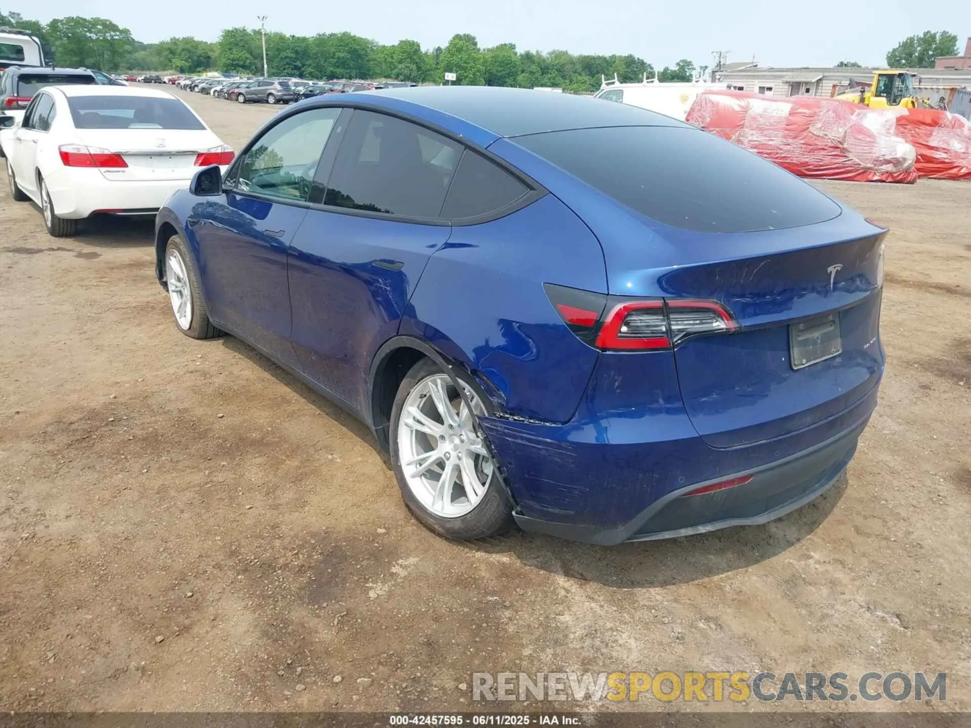 6 Photograph of a damaged car 5YJYGDEF3LF005685 TESLA MODEL Y 2020
