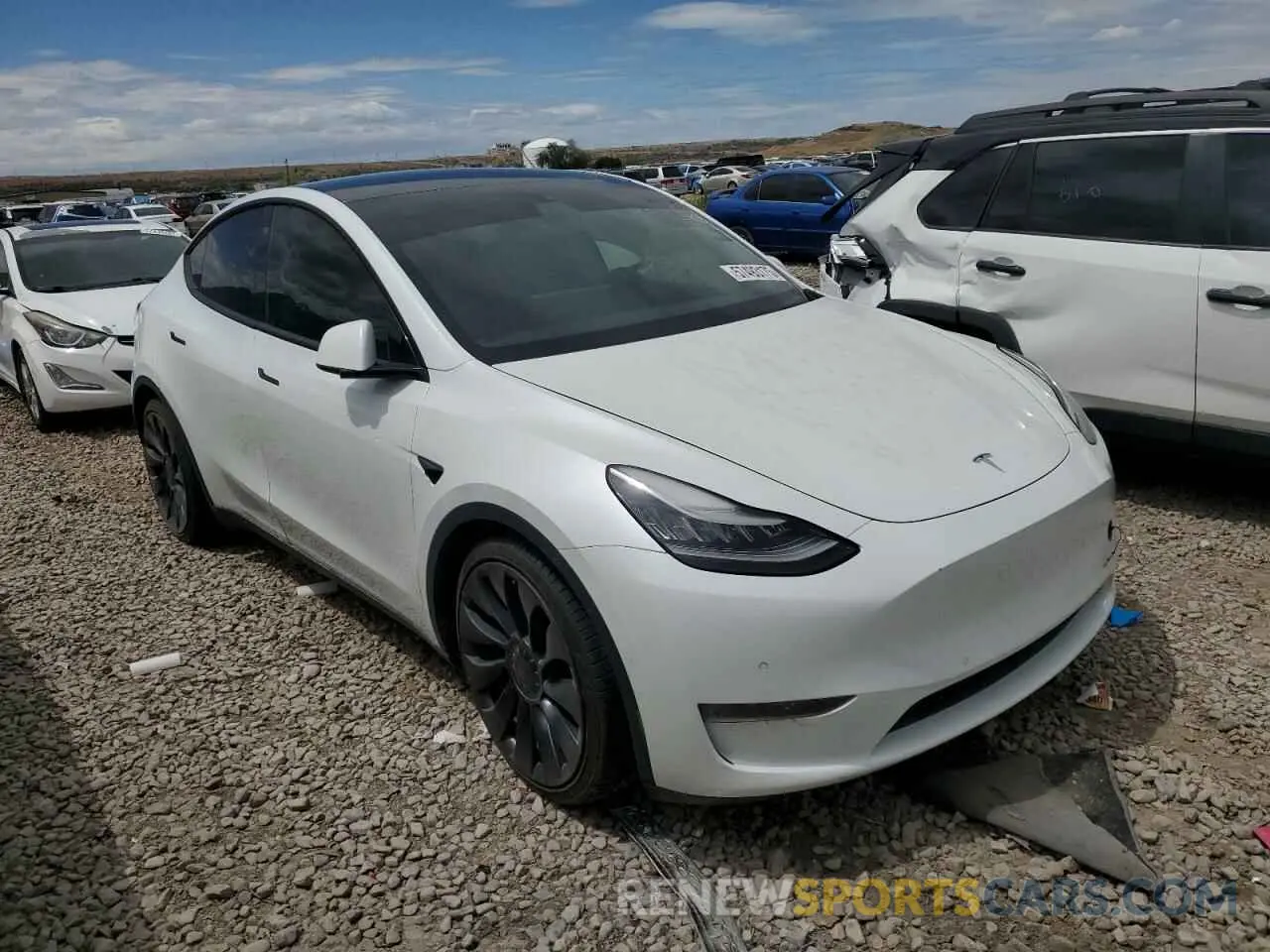 4 Photograph of a damaged car 5YJYGDEF3LF028061 TESLA MODEL Y 2020