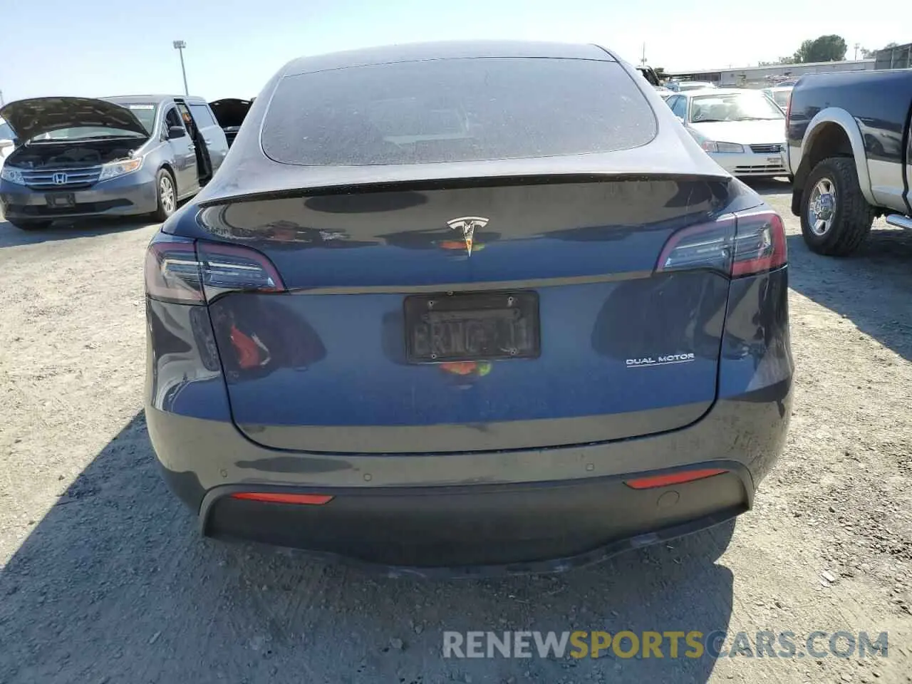 6 Photograph of a damaged car 5YJYGDEF3LF028190 TESLA MODEL Y 2020