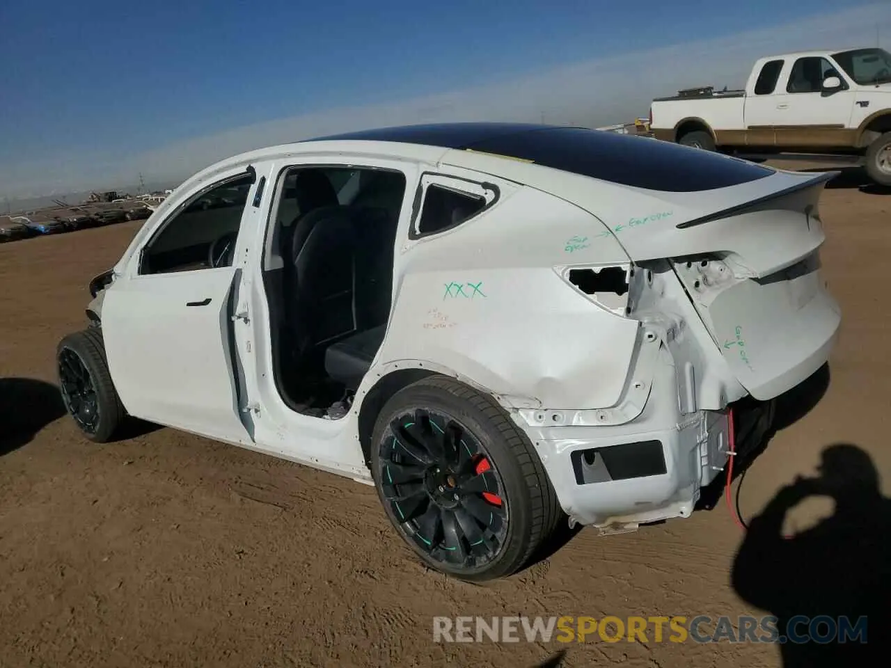 2 Photograph of a damaged car 5YJYGDEF3LF051503 TESLA MODEL Y 2020