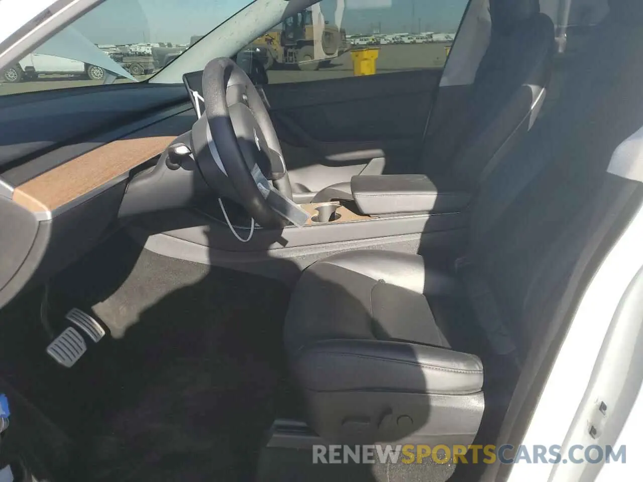 7 Photograph of a damaged car 5YJYGDEF3LF051503 TESLA MODEL Y 2020