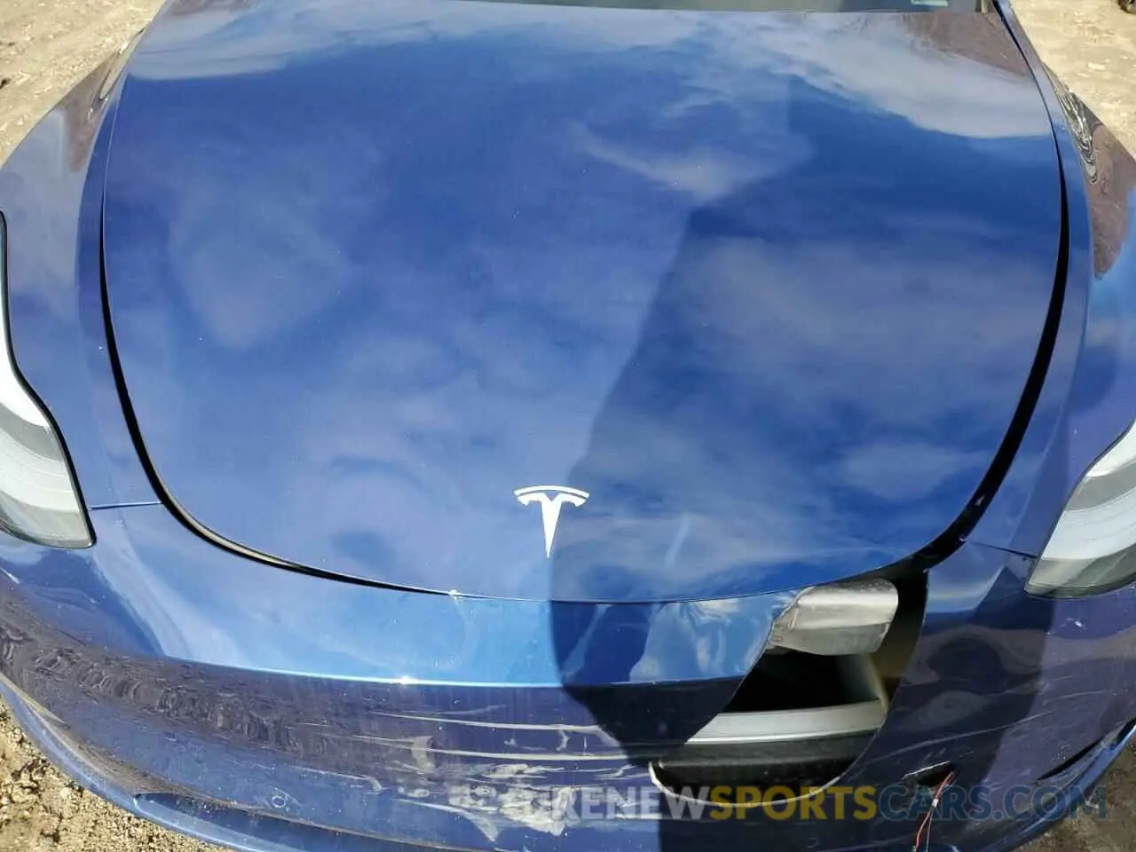 11 Photograph of a damaged car 5YJYGDEF4LF003105 TESLA MODEL Y 2020