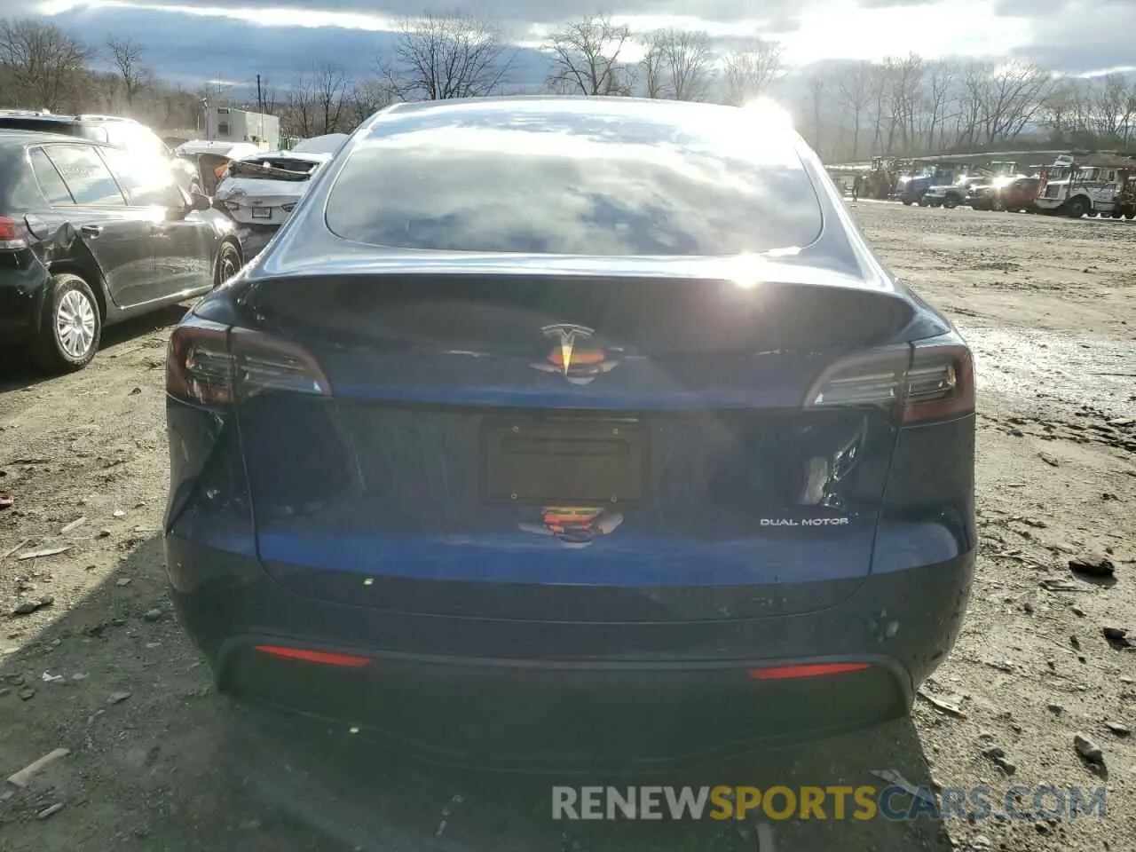 6 Photograph of a damaged car 5YJYGDEF4LF003105 TESLA MODEL Y 2020