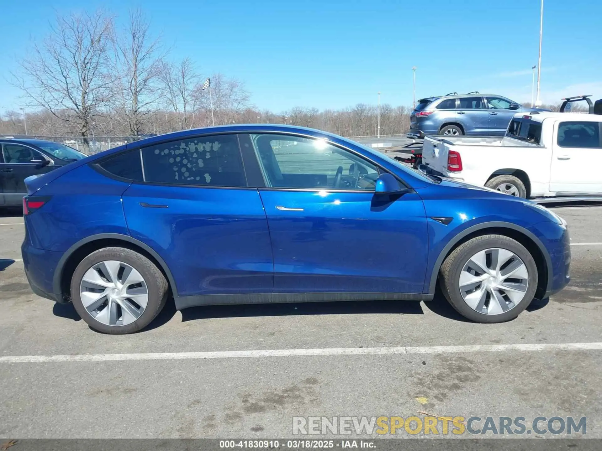 12 Photograph of a damaged car 5YJYGDEF4LF005534 TESLA MODEL Y 2020