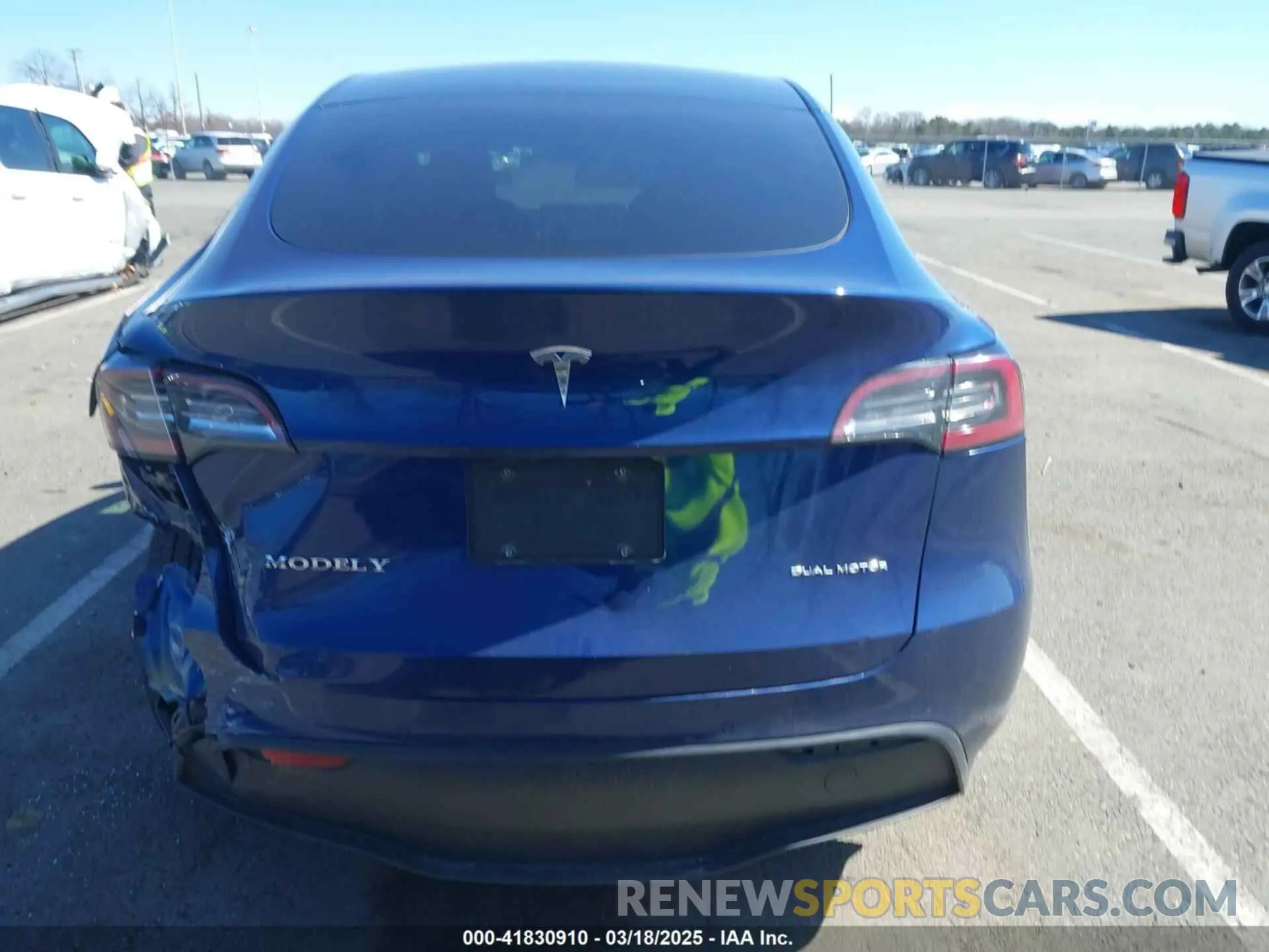 15 Photograph of a damaged car 5YJYGDEF4LF005534 TESLA MODEL Y 2020